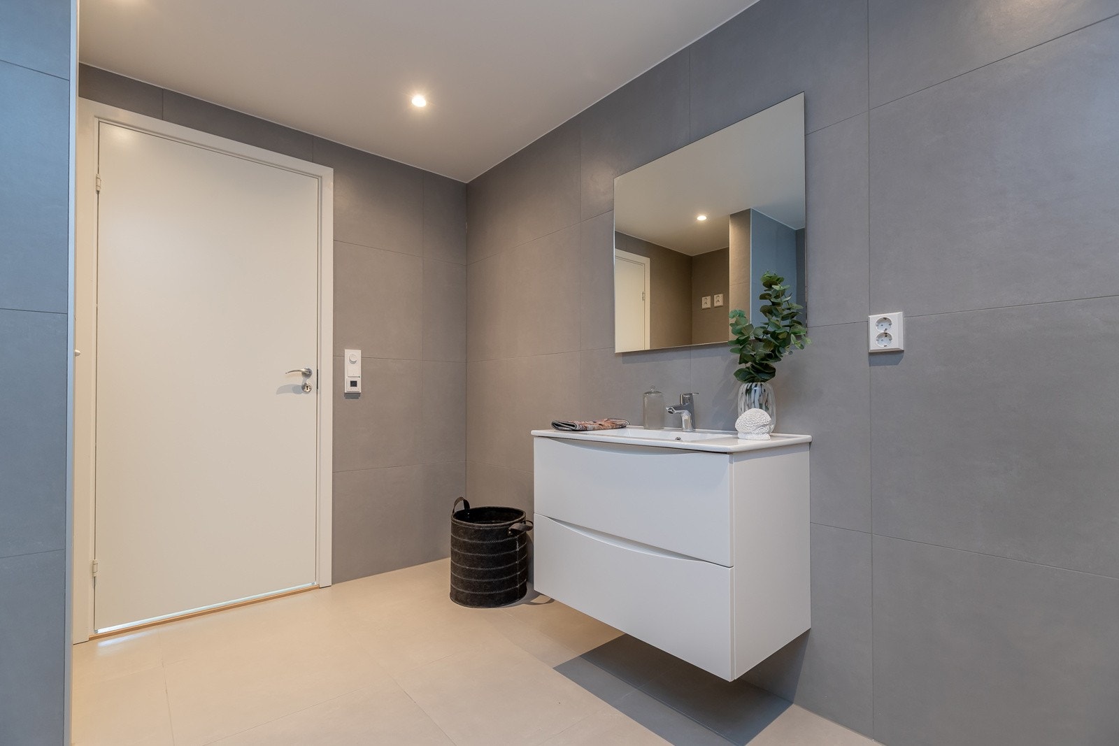 Opplegg til vaskemaskin på badet Galleribilde