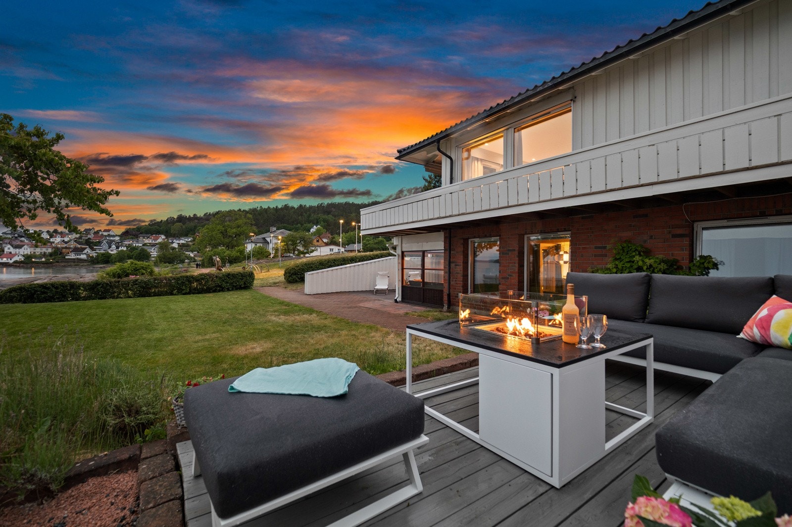 Kveldsbilde hage Galleribilde