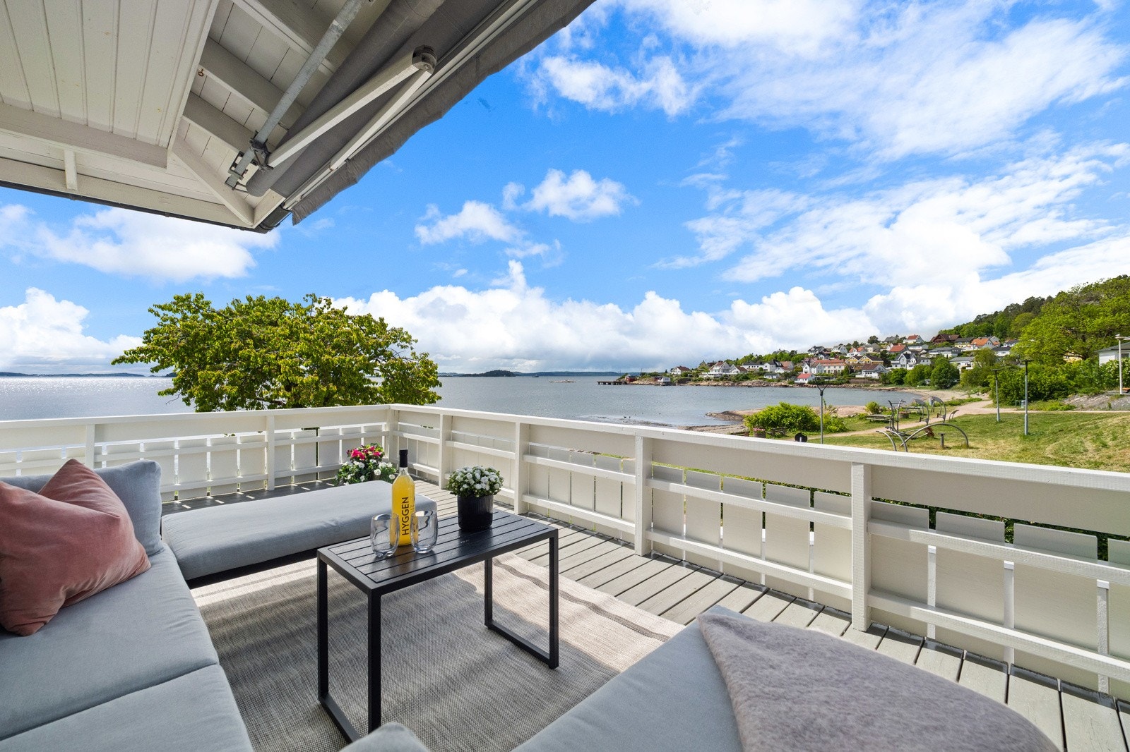 Det er lett å trives her en sommerdag Galleribilde