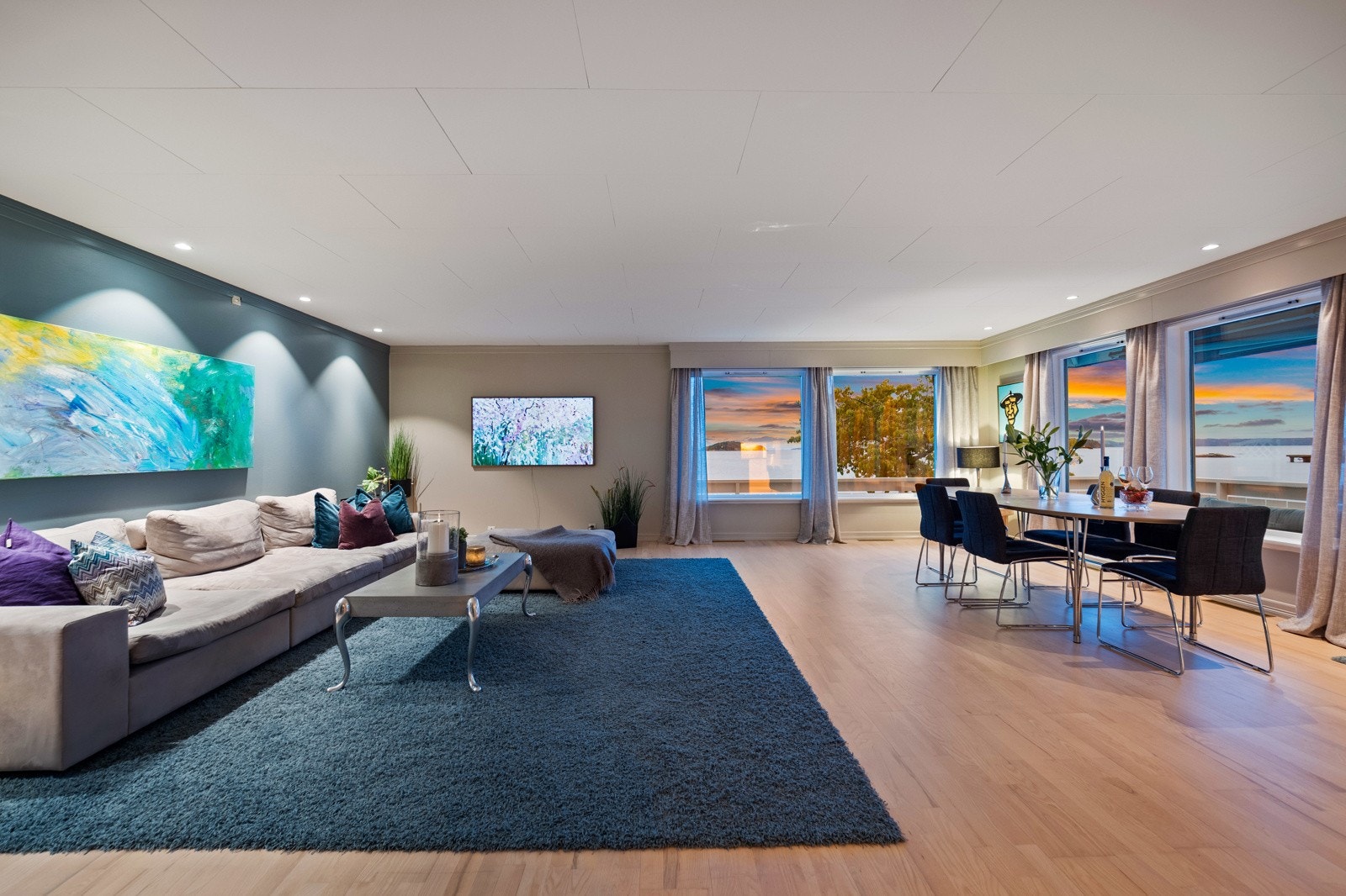 Kveldsbilde stue Galleribilde