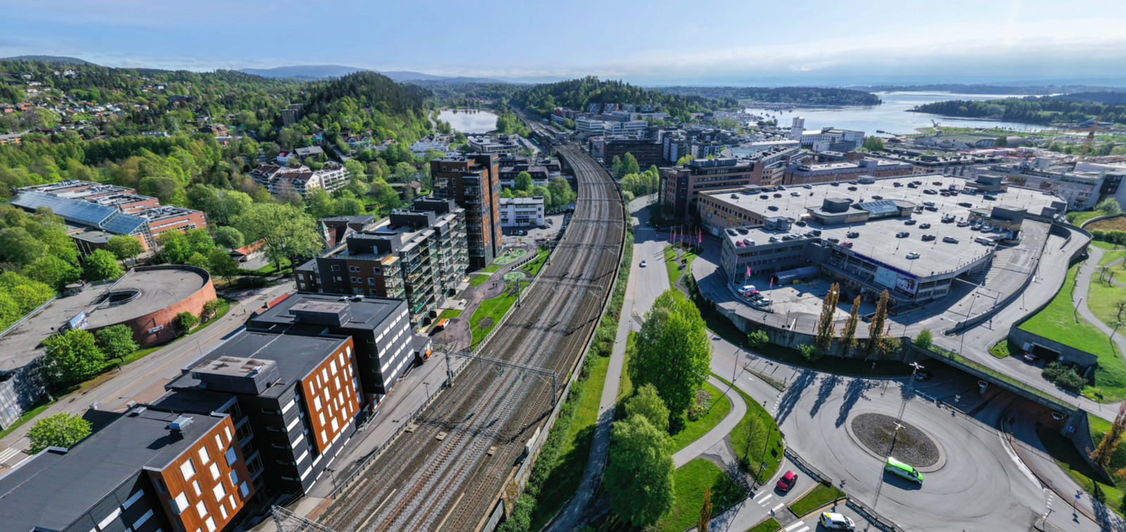 Det sentrale boområdet gir tilgang til handel, kollektivtransport og rekreasjonsområder ved fjorden Galleribilde