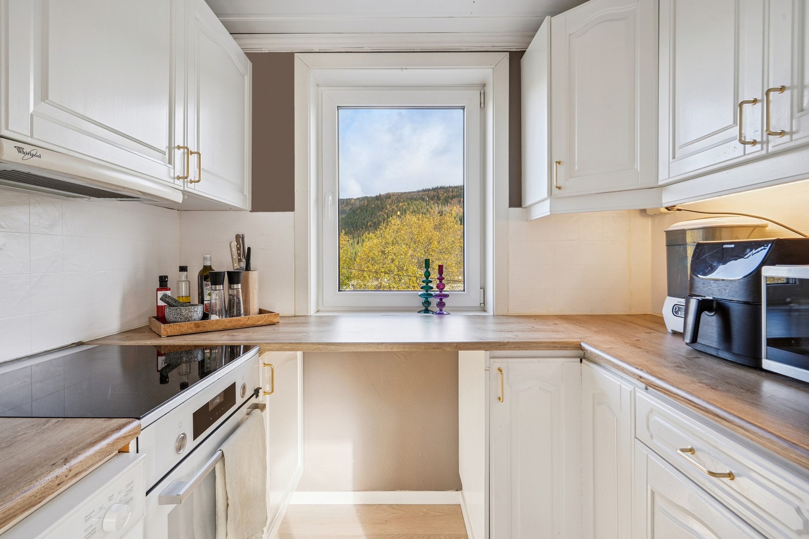 Oppvaskmaskin følger med i handelen. Galleribilde