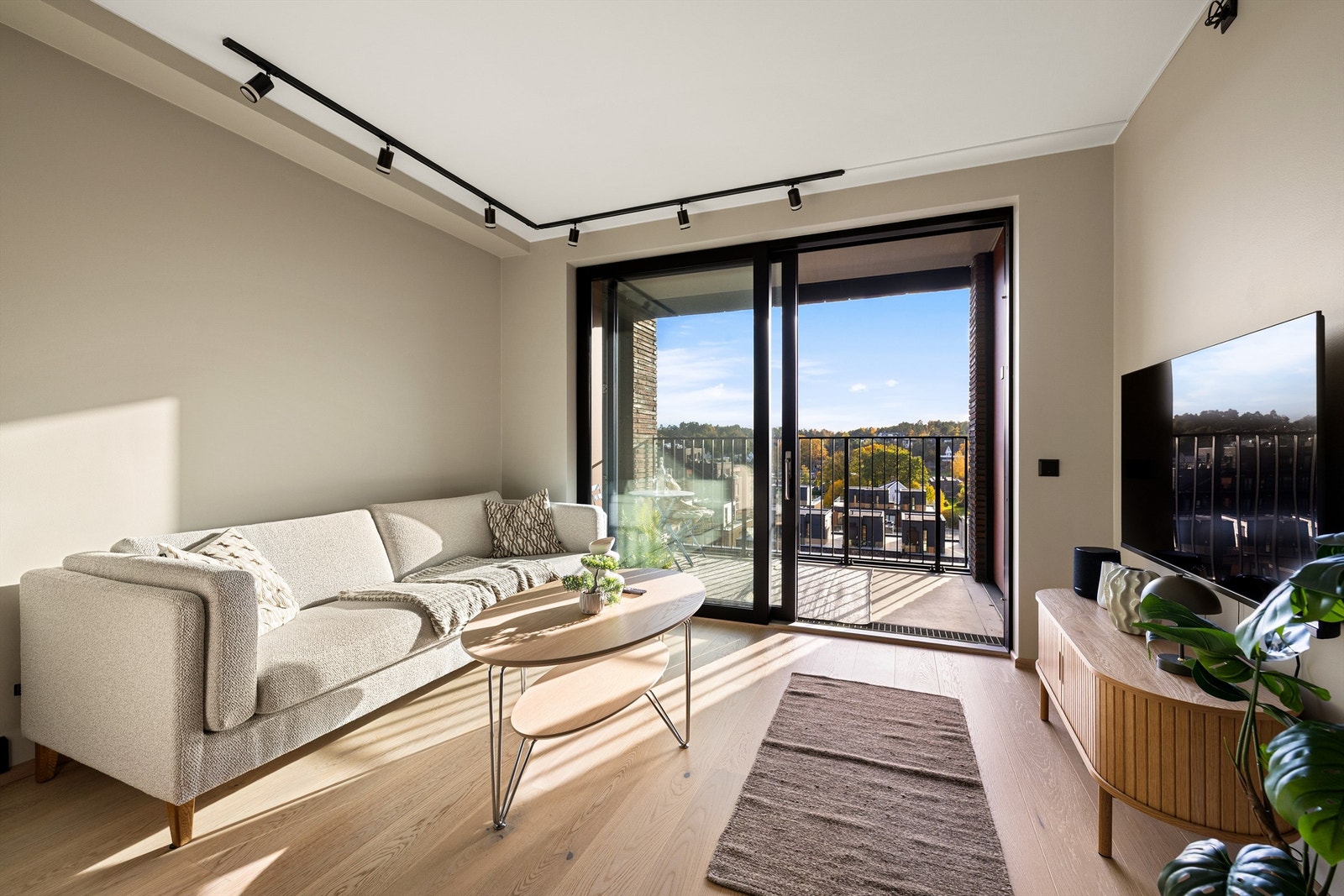 Leiligheten ble ferdigstilt i 2024 og omfattes av gjenværende del av nybygg-garanti på opprinnelig fem år. Galleribilde