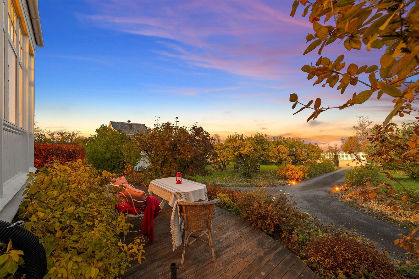 Boligen ligger fantastisk til kun en kort spasertur fra Gjøvik sentrum og Mjøsa. Galleribilde