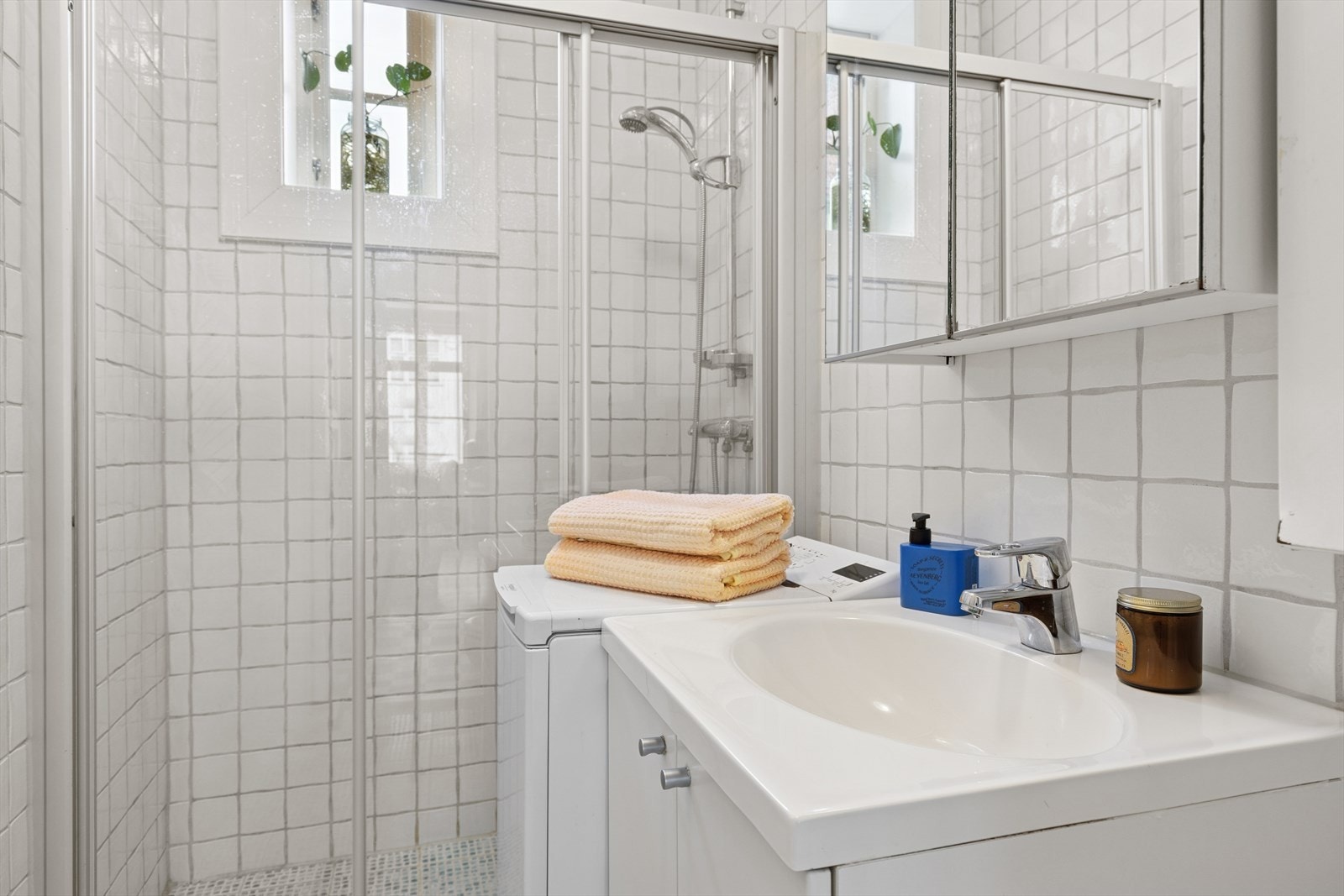 Det er opplegg for vaskemaskin. Galleribilde