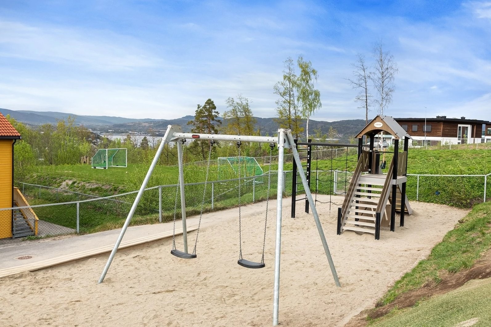 Barnehage 300 meter fra leiligheten Galleribilde