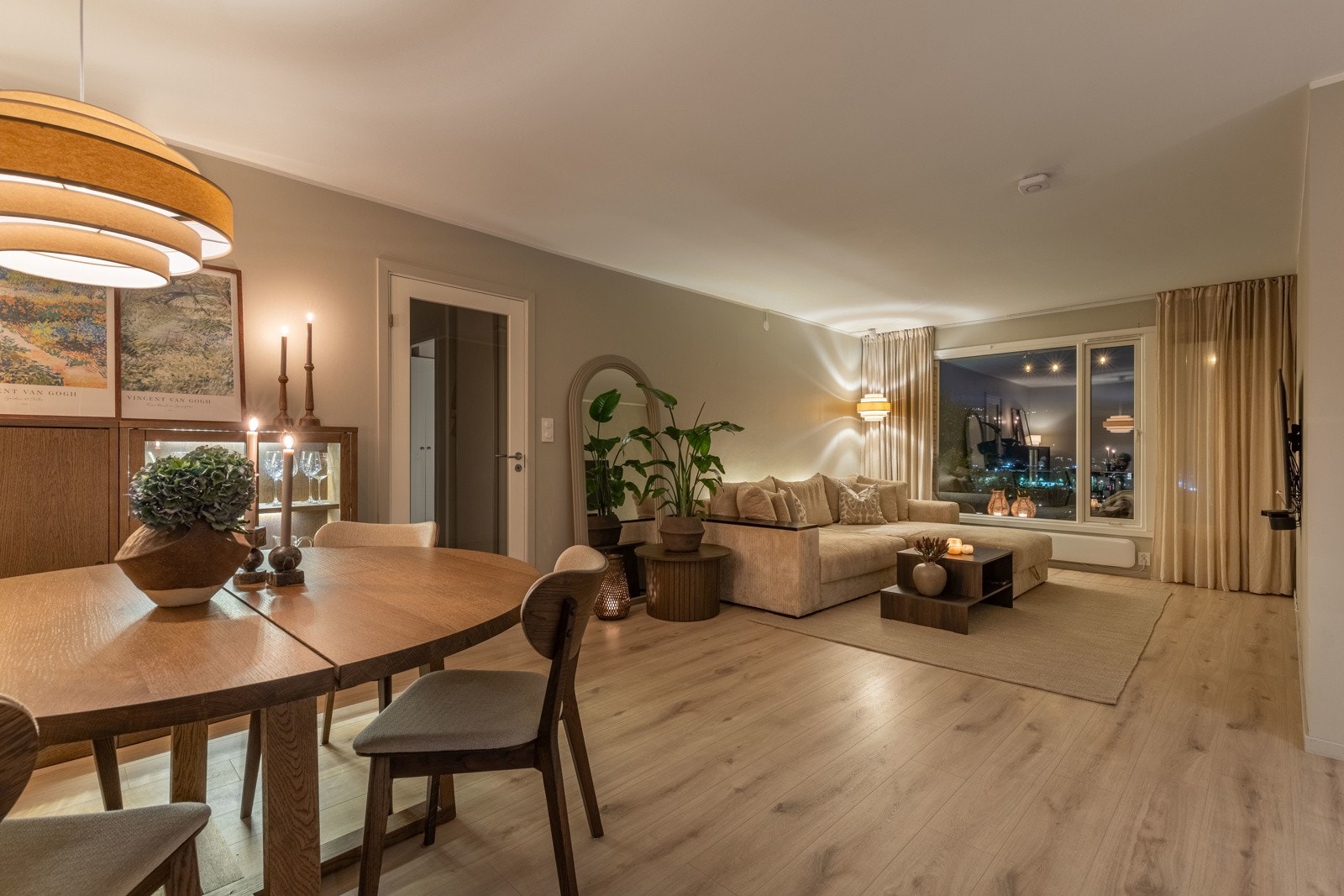 Velkommen til Myrehagen 27. Presentert av Eiendomsmegler MNEF Jørgen Berg. Galleribilde