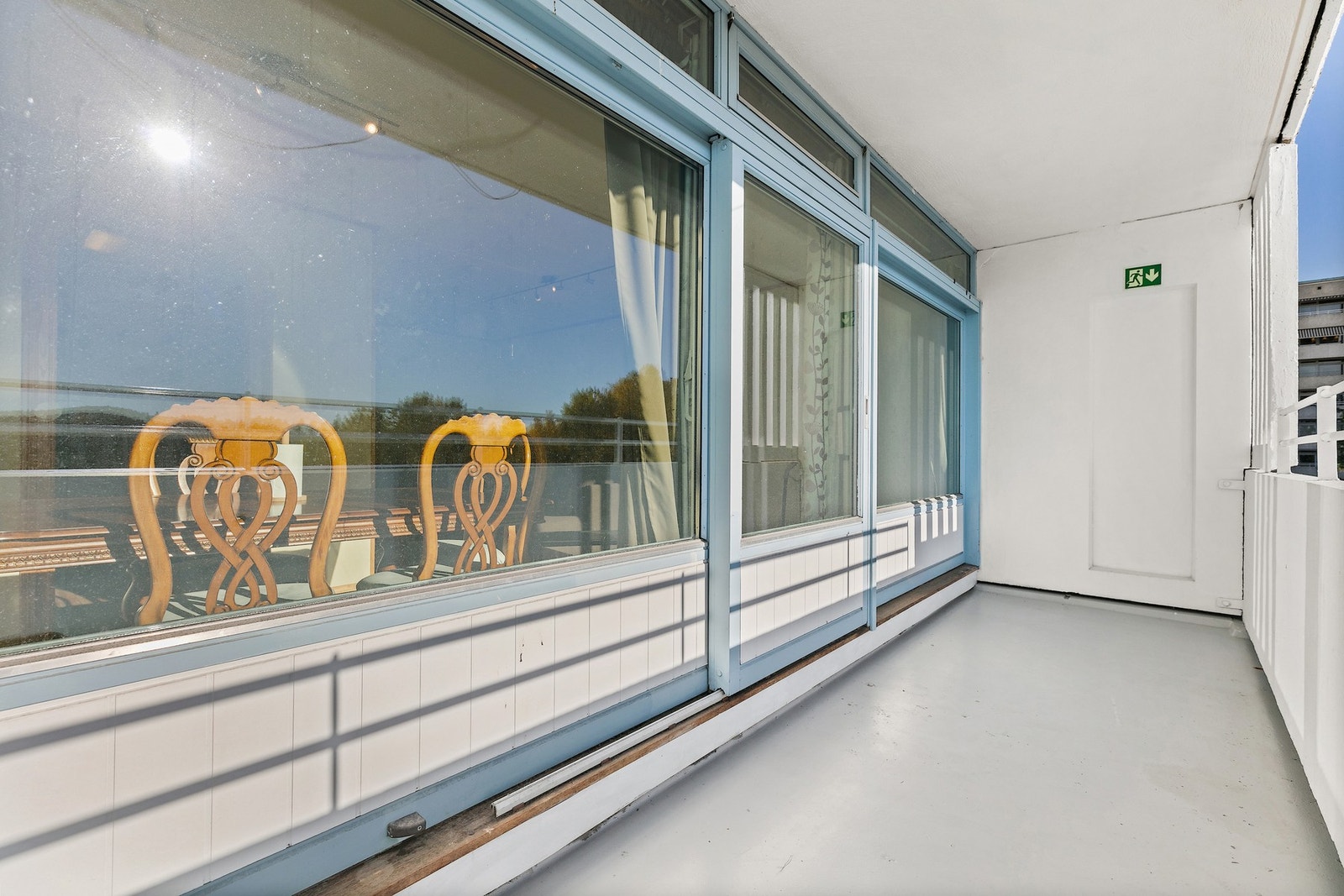 Her kan du enkelt møblere med sittegruppe og grill Galleribilde