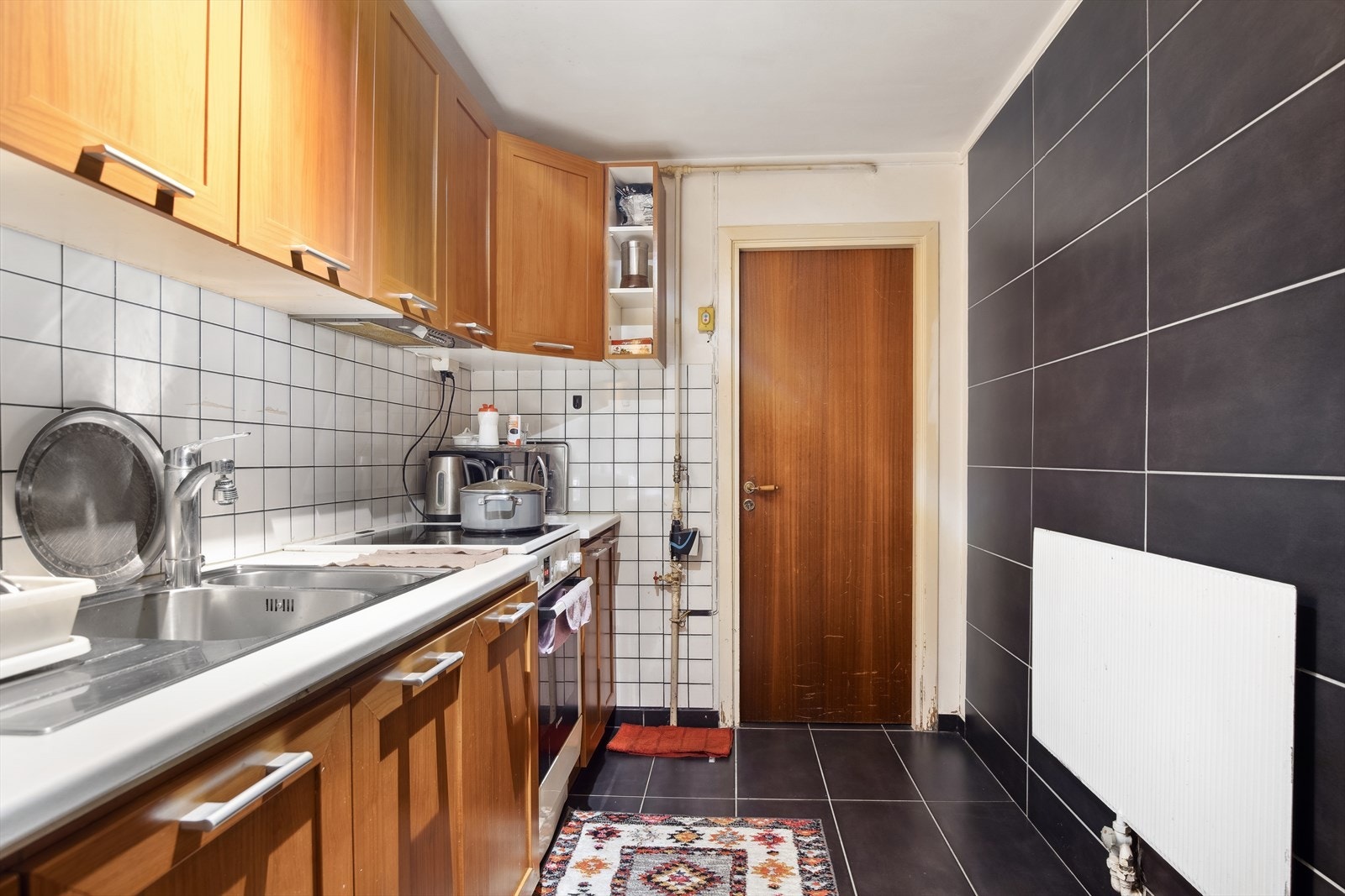 Kjøkken i underetasjen Galleribilde