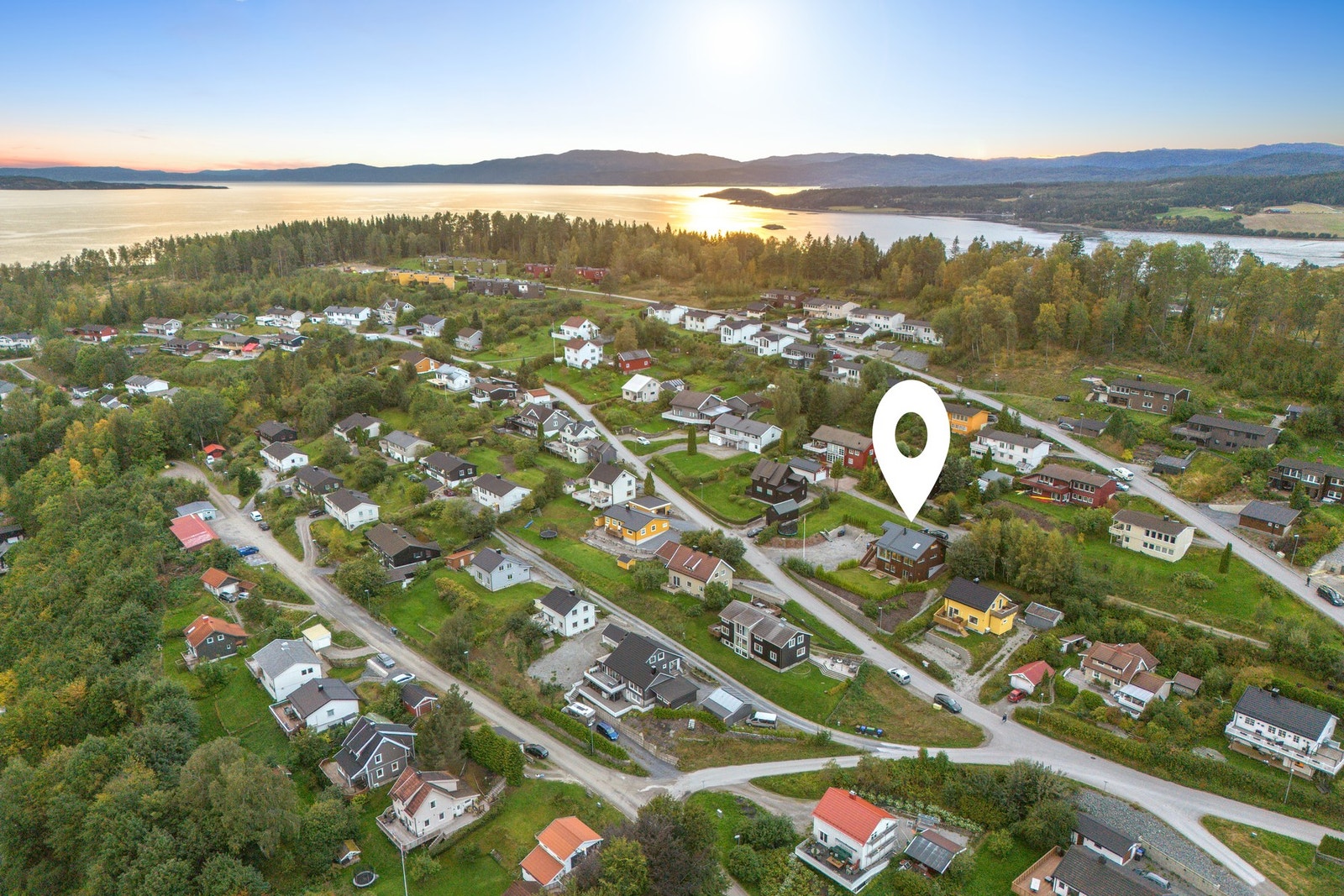 Nærhet til natur , som f. eks Bogaåsen med merkede stier rett i nærheten. Galleribilde