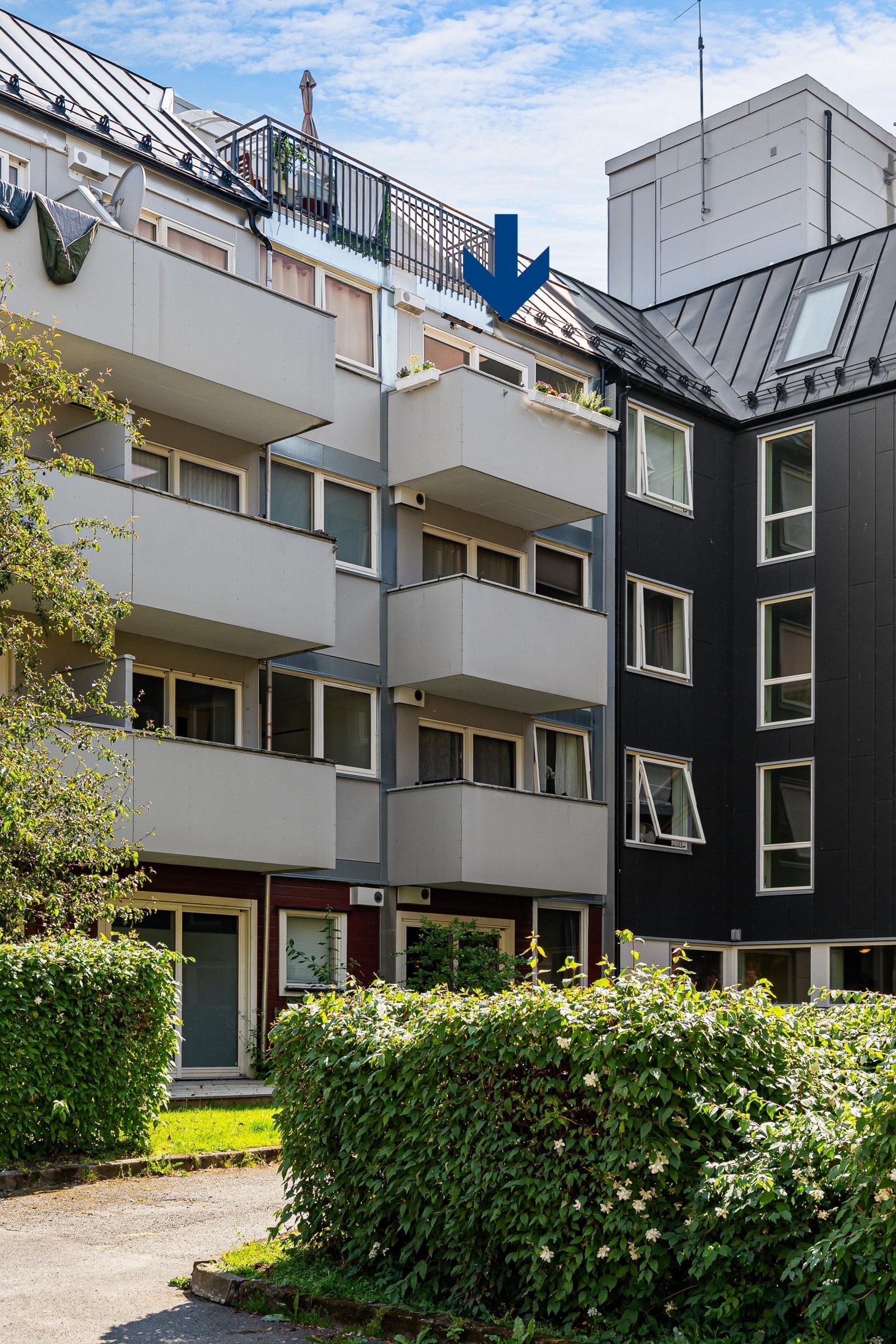 Leiligheten i 4. etasje gir svært gode solforhold gjennom dagen. Galleribilde