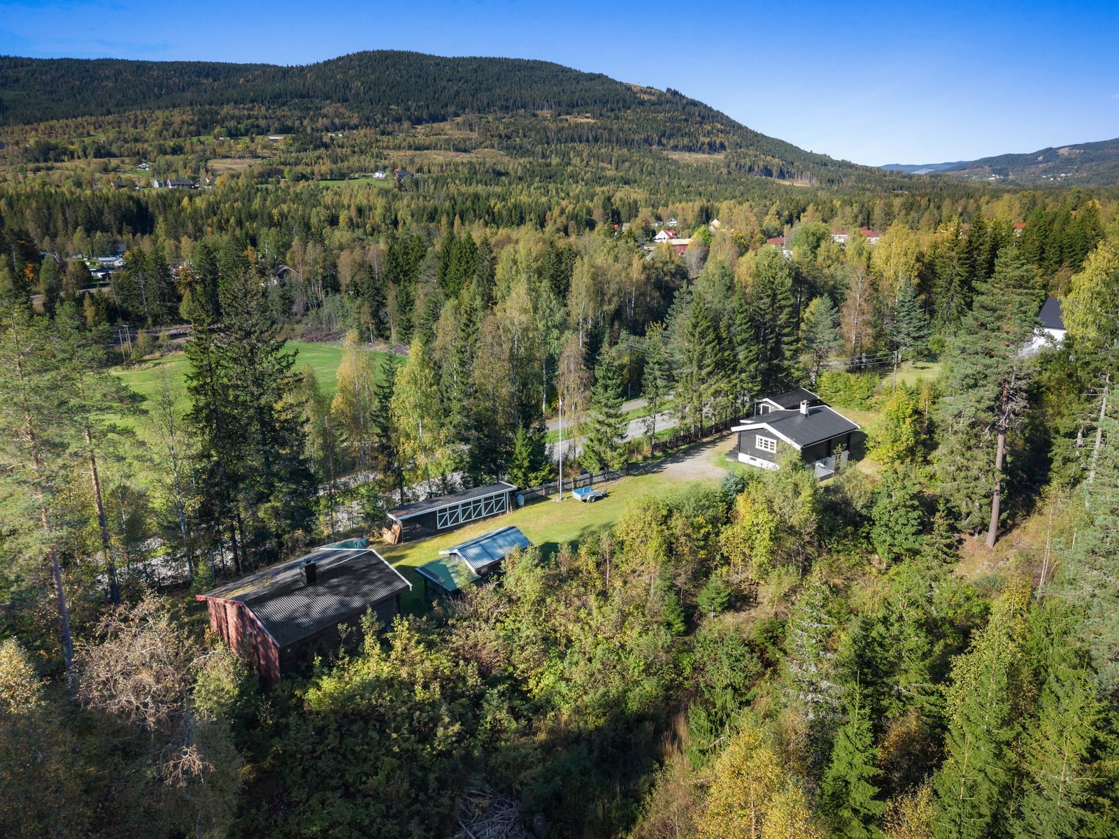 Grønt og fint uteområde. Galleribilde