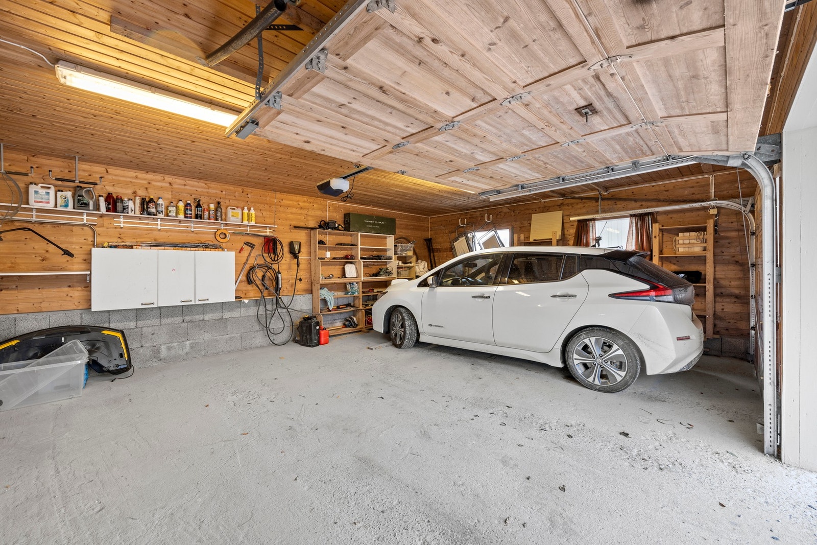 Det ble montert elbillader i 2023 Galleribilde