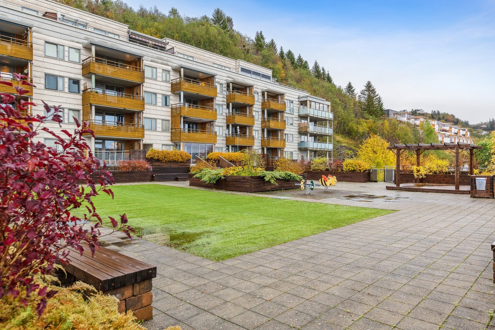 Uteområde. Galleribilde