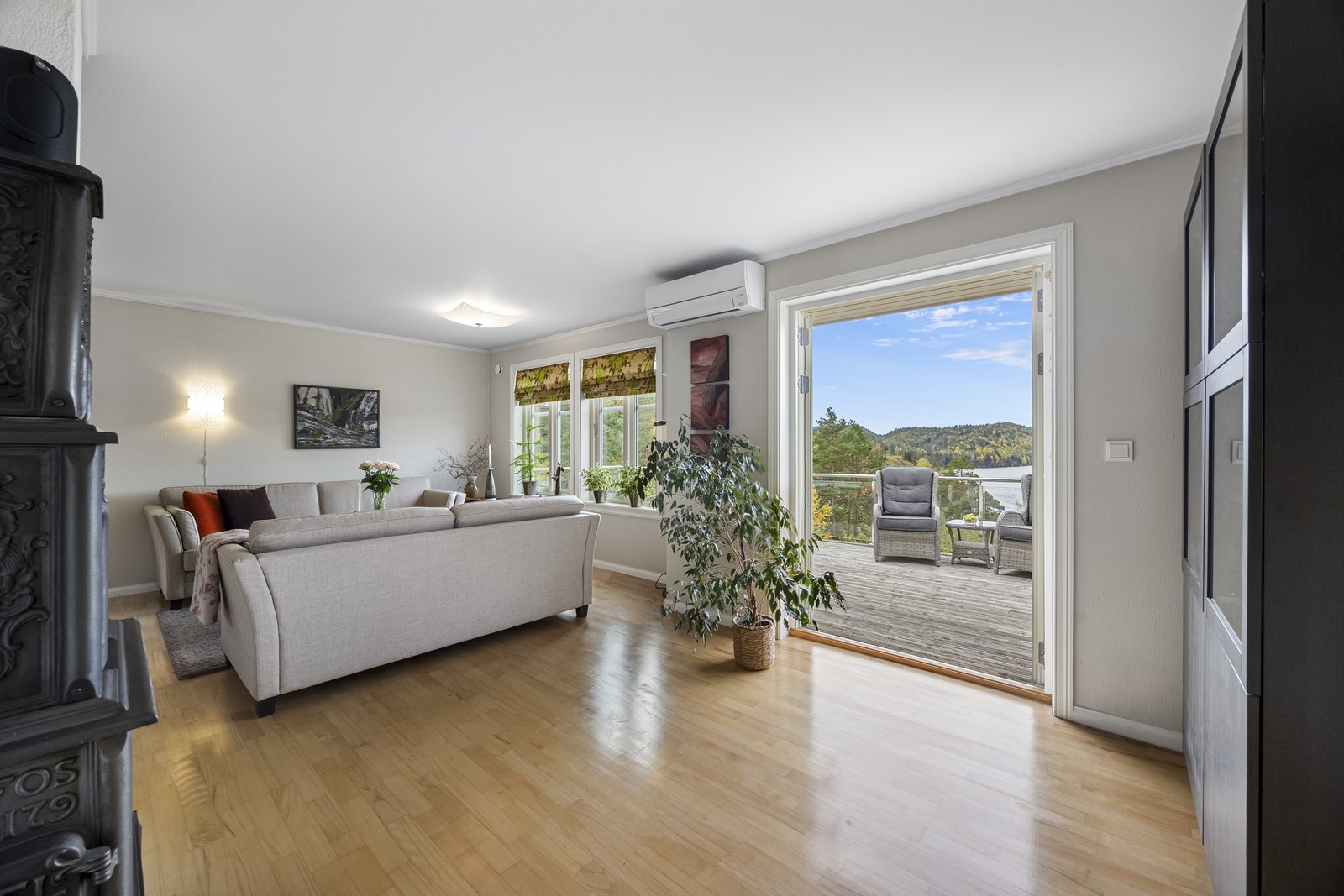 Boen parkett i stue. Galleribilde