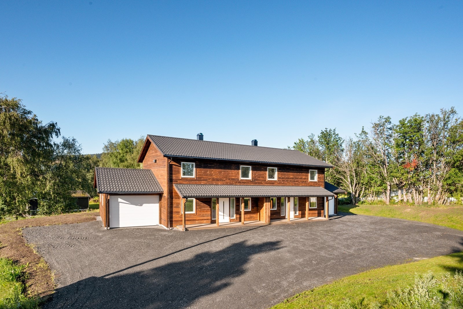 Her vil man bo i barnevennlige omgivelser med gangavstand til skole, barnehage, idrettsanlegg og dagligvarebutikker. Galleribilde