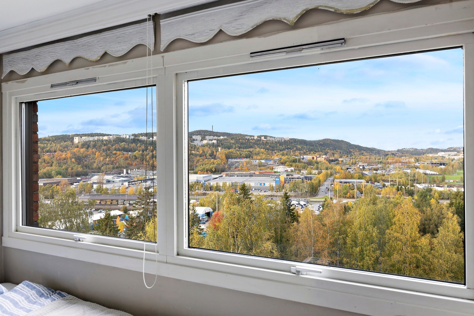 Flott utsikt fra soverommet Galleribilde