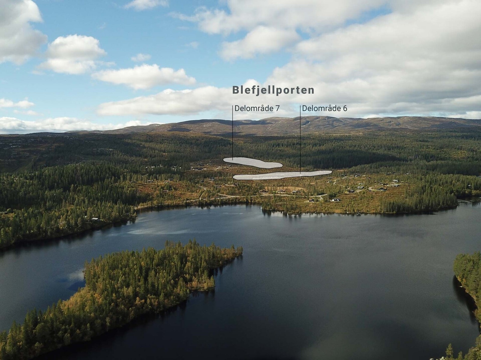 Dronefoto over tomteområdet Galleribilde