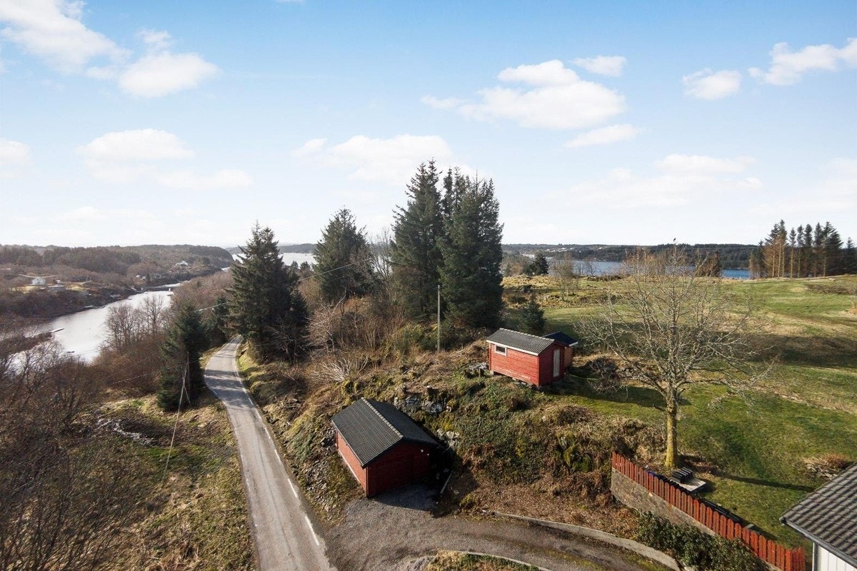 Kontakt megler for ytterligere informasjon rundt eiendommen Galleribilde