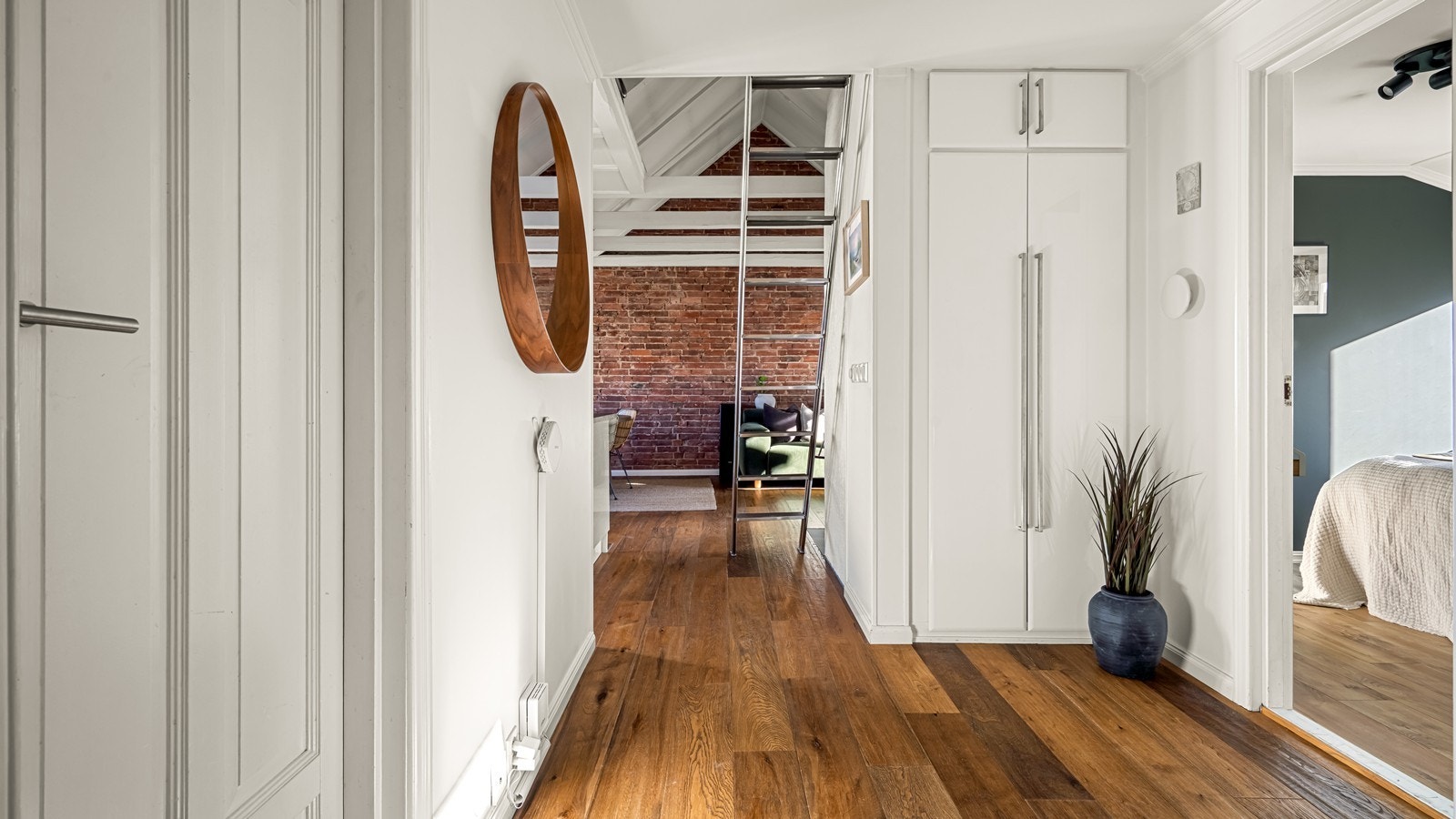 Flotte detaljer i hele leiligheten - denne må sees! Galleribilde