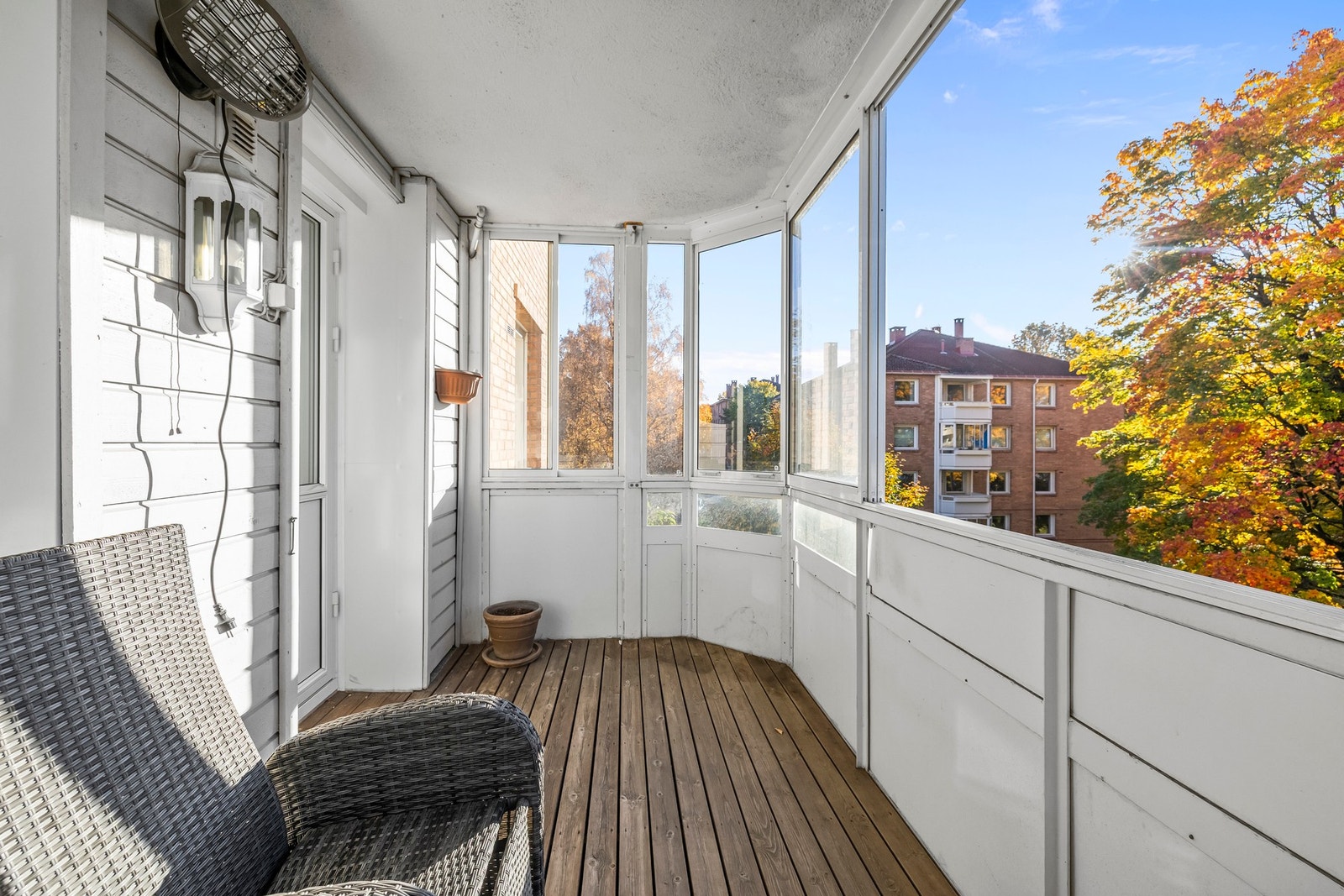 Her er det plass til ønske utemøblement. Galleribilde