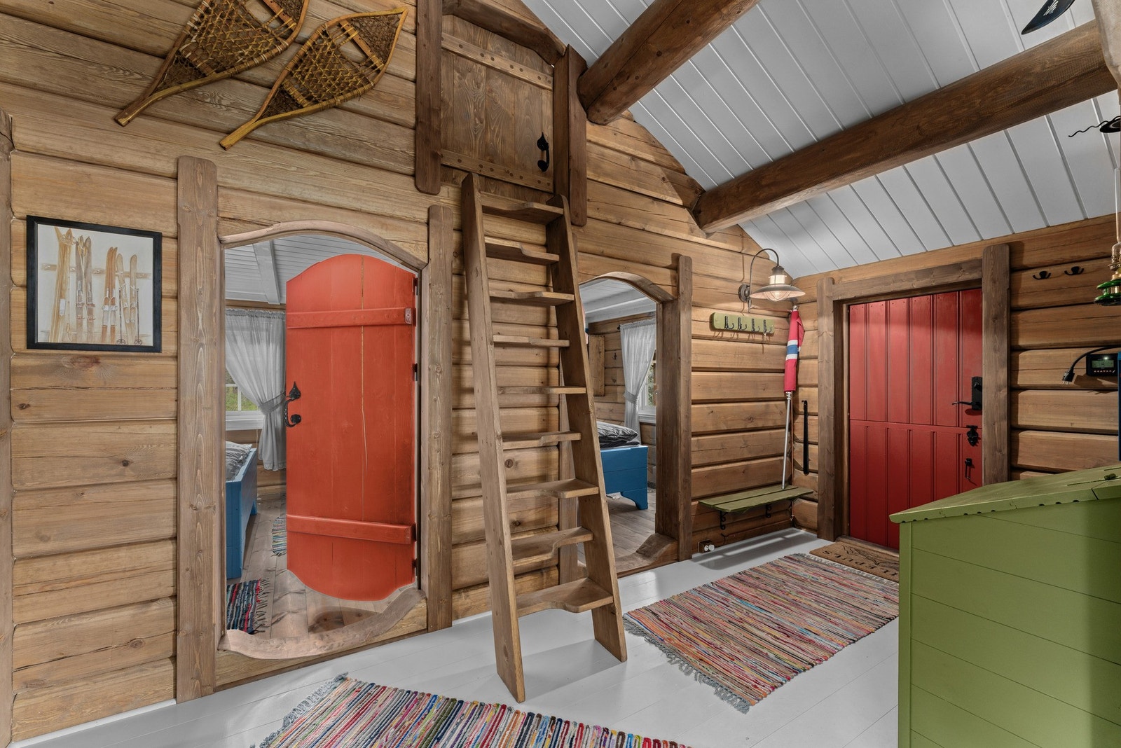 En sambatrapp som leder opp til hemsen. Galleribilde