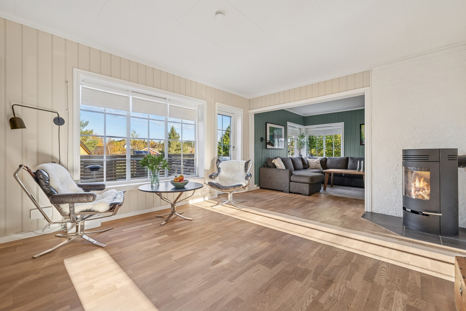 I første etasje finner du en romslig og møbleringsvennlig stue. Galleribilde