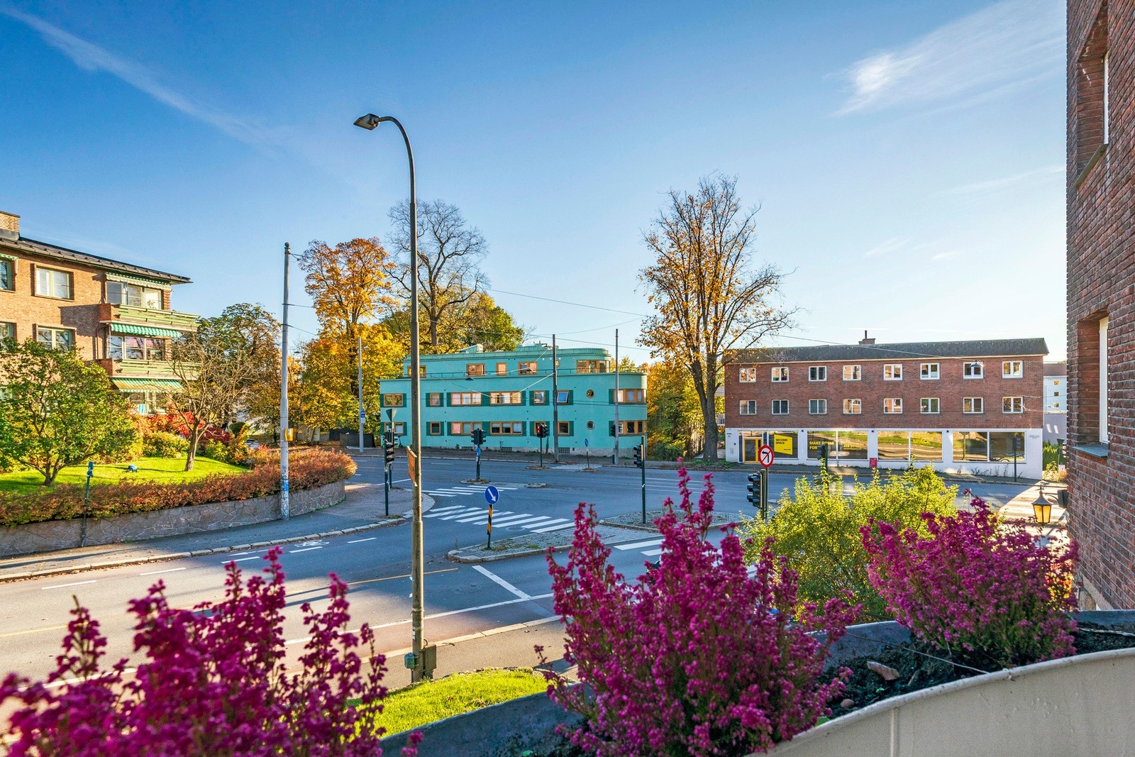 Utsyn fra balkong. Galleribilde