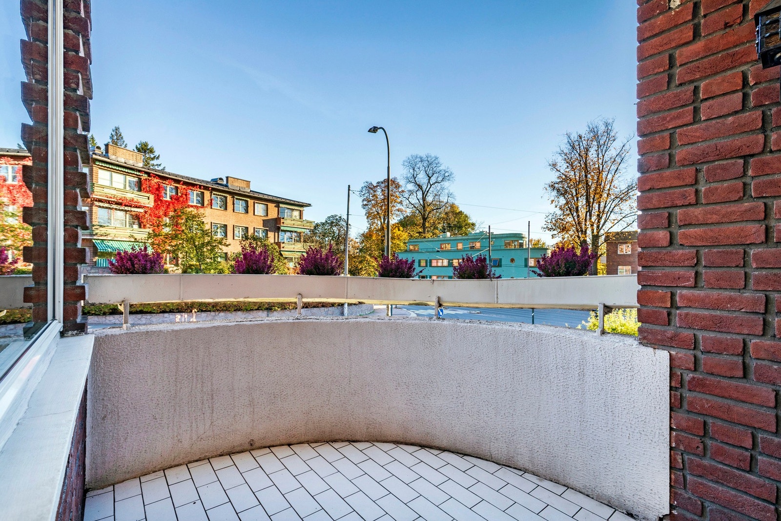 Balkong med utgang fra soverom. Galleribilde