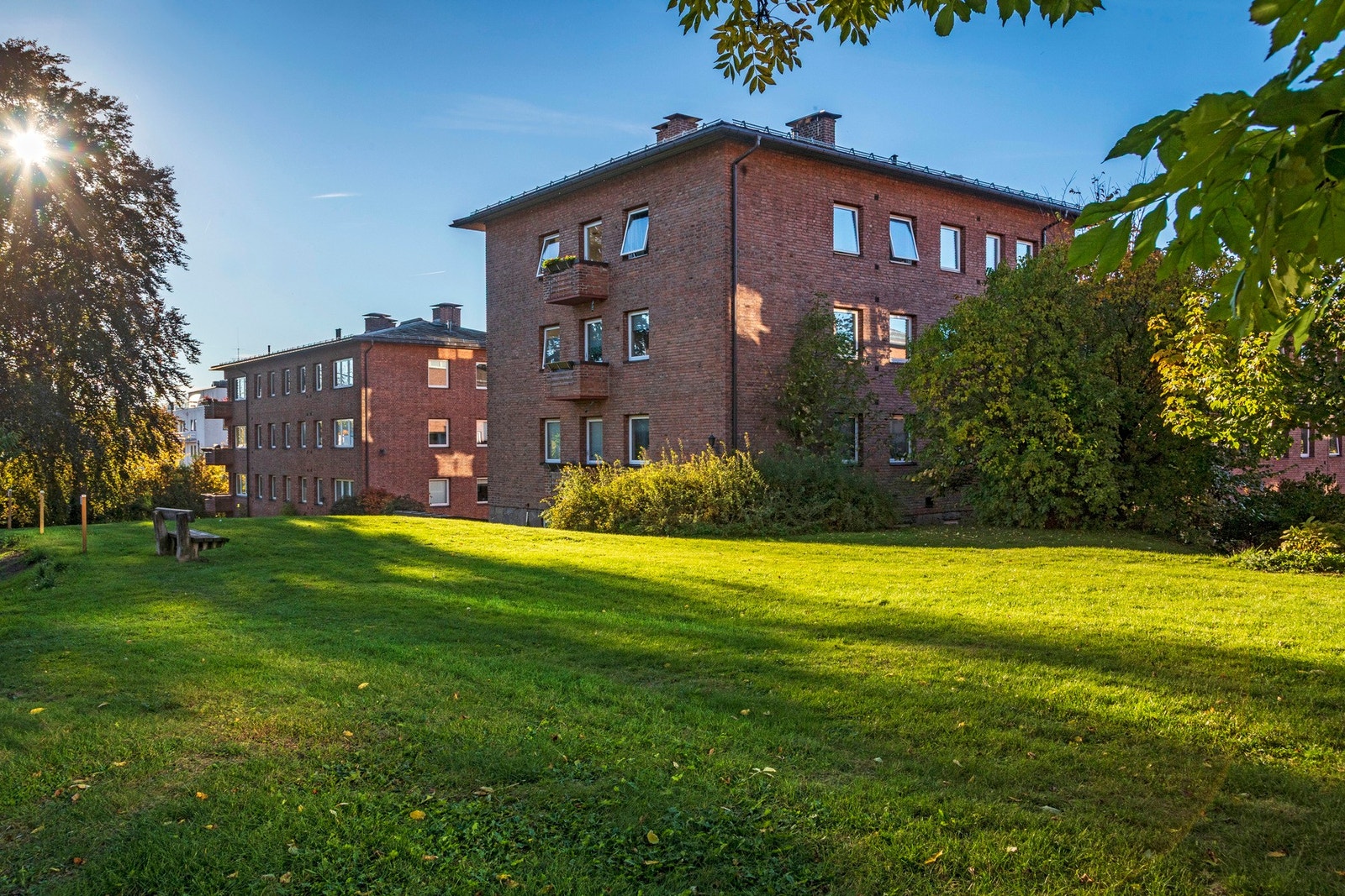 Parkmessig opparbeidet tomt Galleribilde