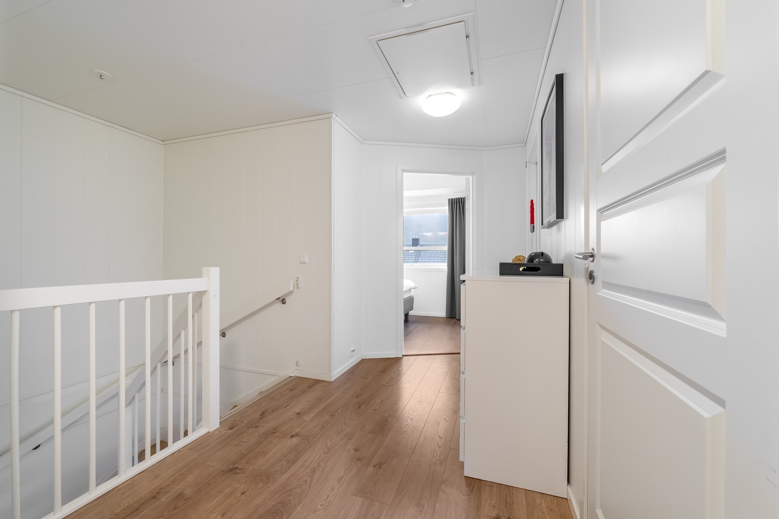 Gang i 2. etasje. Galleribilde