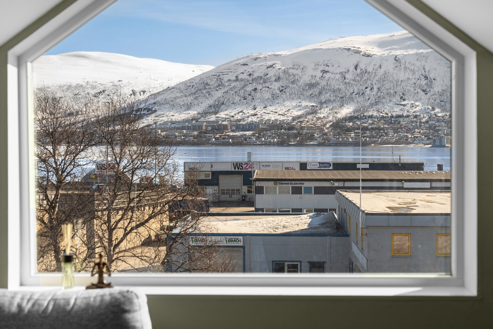 Fantastisk utsikt over fjell og himmel! Galleribilde