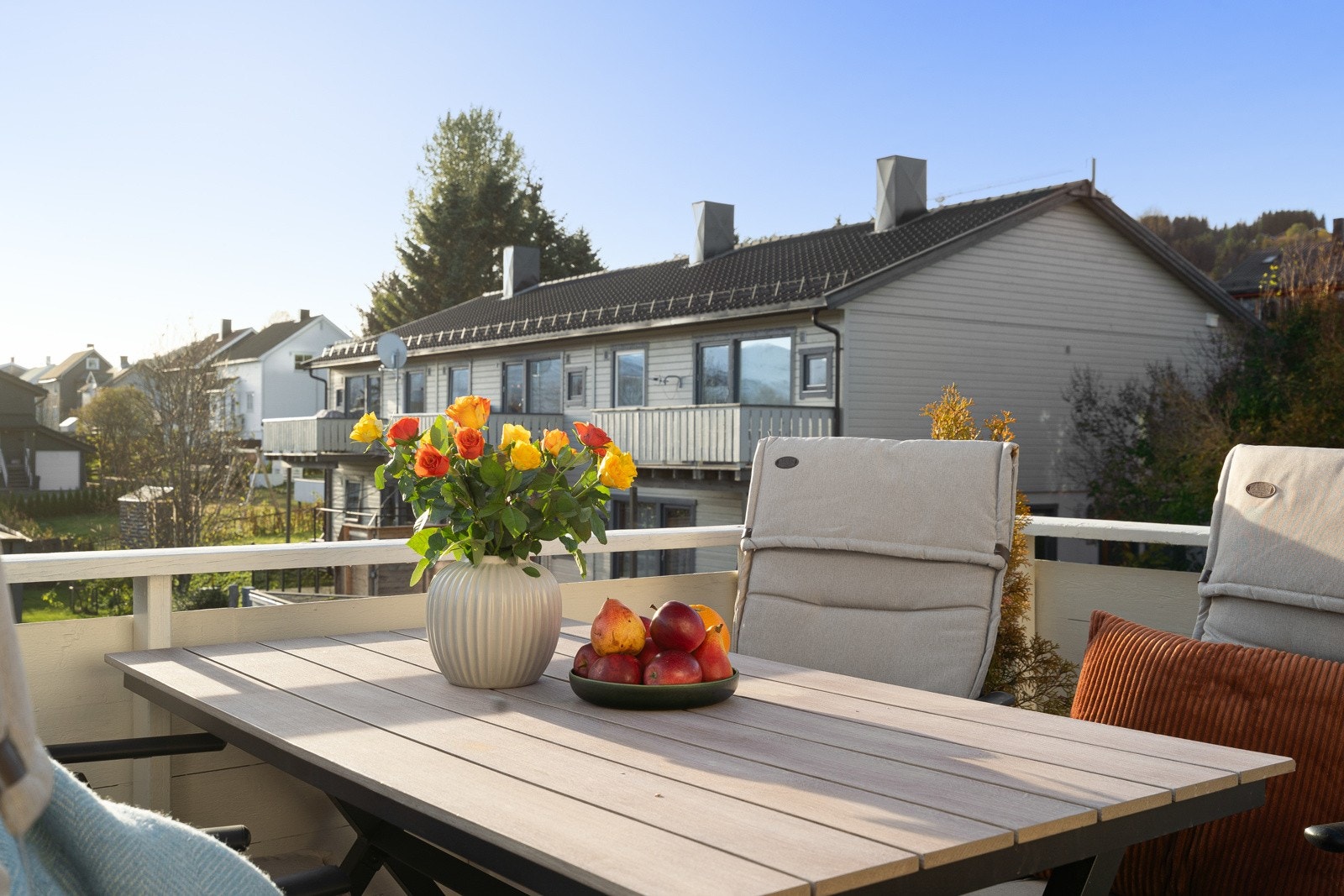 Gode solforhold gjør dette til en super plass å samle familie og venner til en utemiddag. Galleribilde