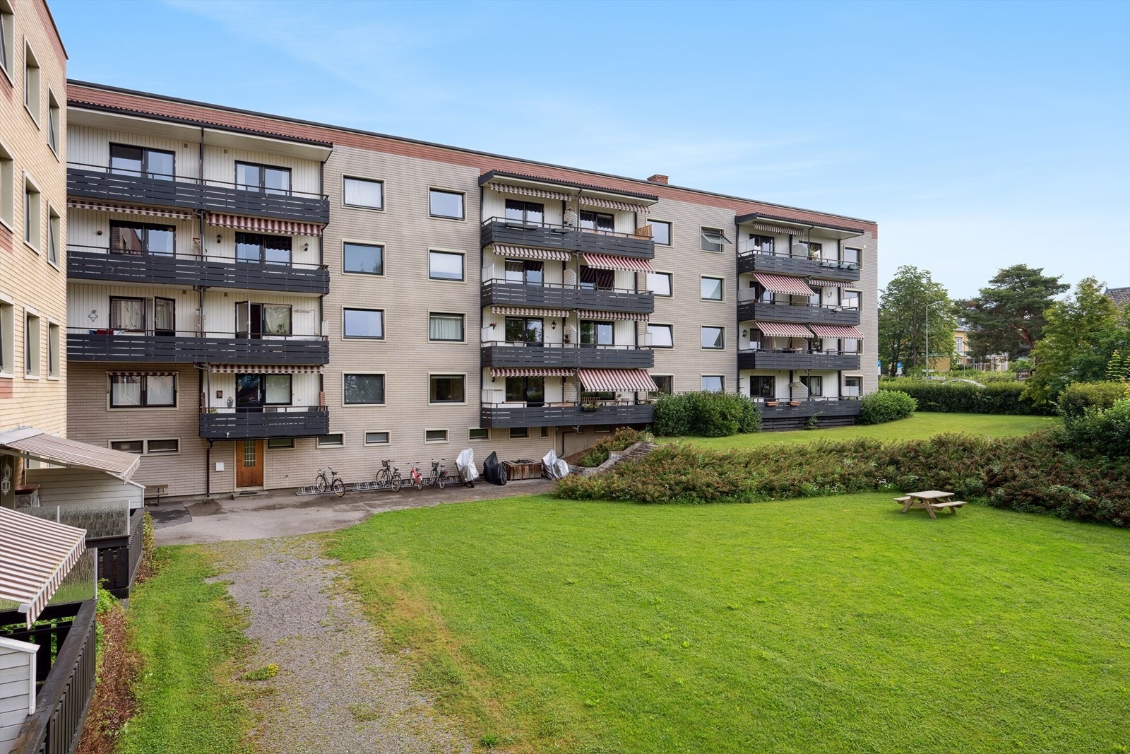 Fint og rolig område nær sentrum samt nær kollektivtrafikk ved Hamar stasjon Galleribilde