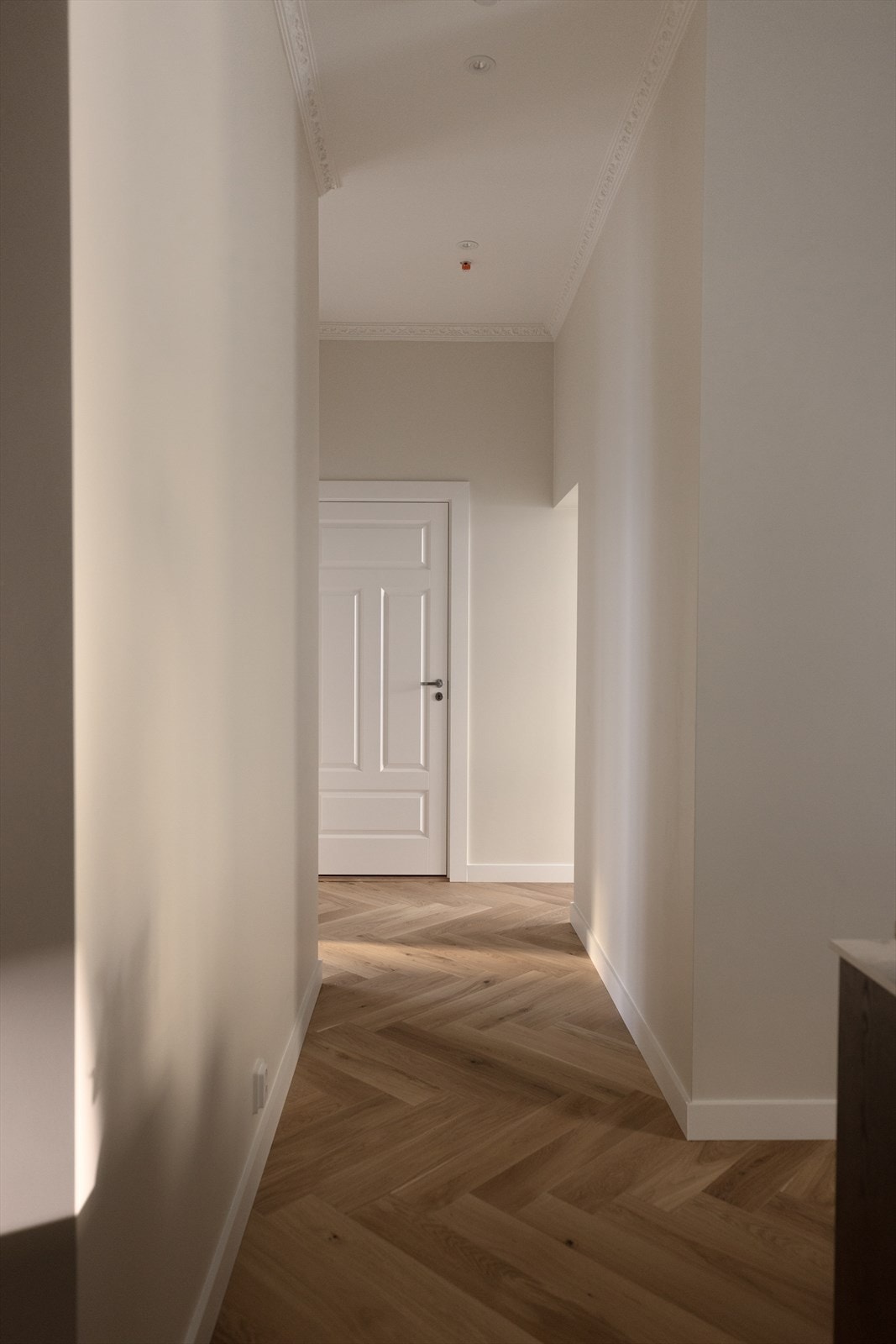 Mellomgang. Galleribilde