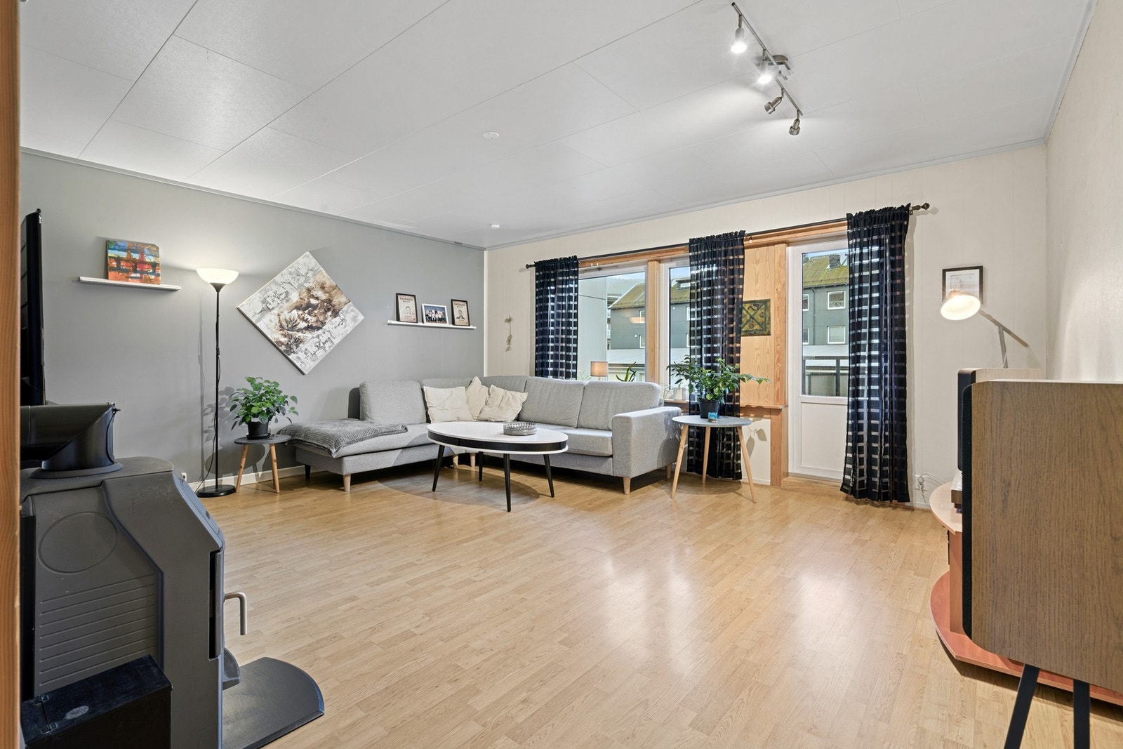 Noe som gjør leiligheten gjennomgående lys. Galleribilde