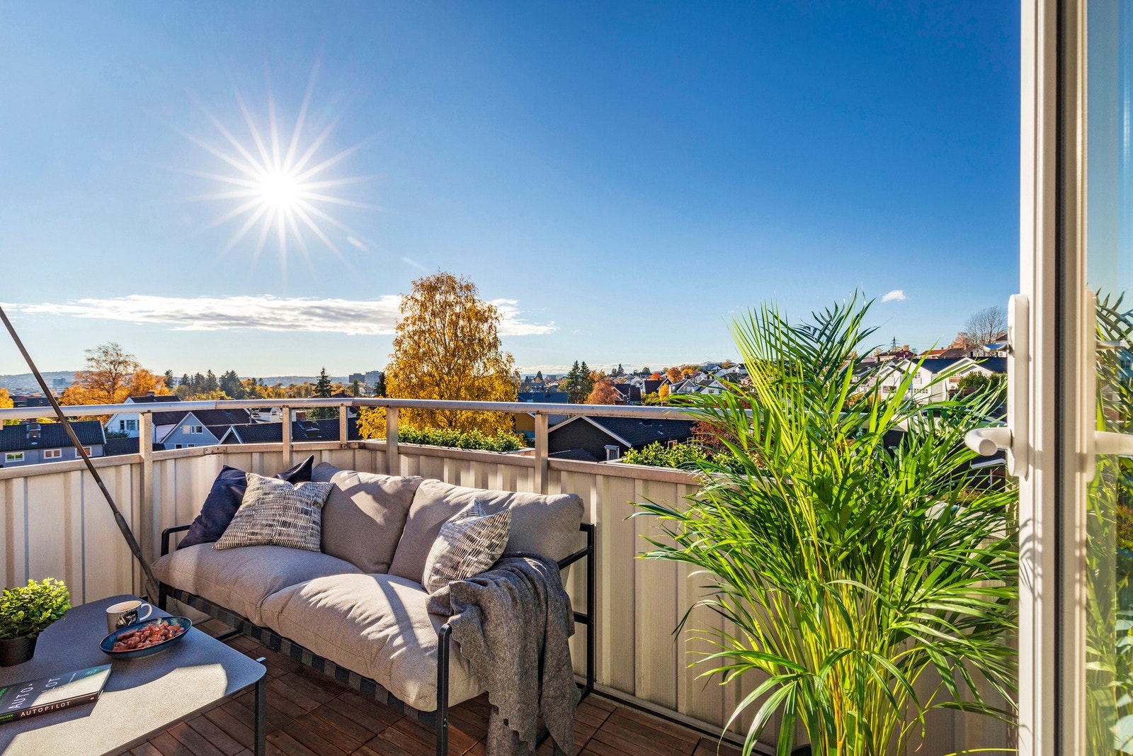 Velkommen til Krokliveien 40, presentert av Kjersti N. Bråthen v/ EIE Eiendomsmegling. Foto; Luma Foto. Galleribilde