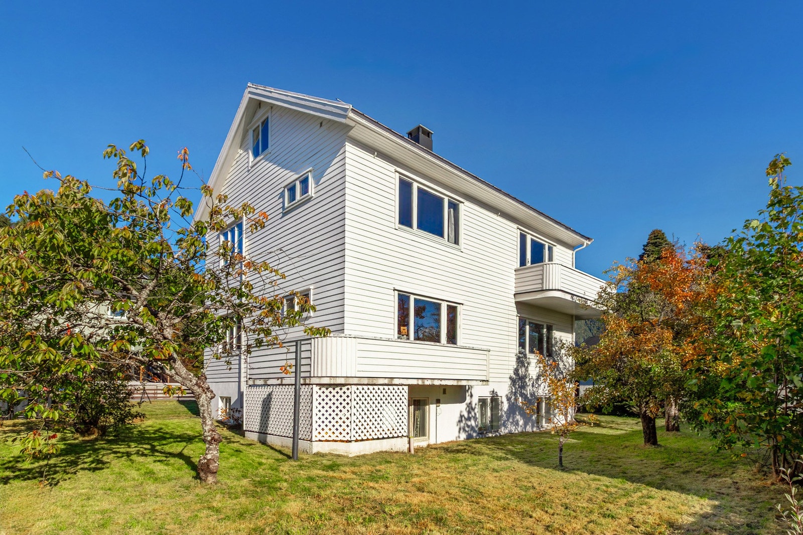 Boligen strekker seg over 4 plan. Galleribilde