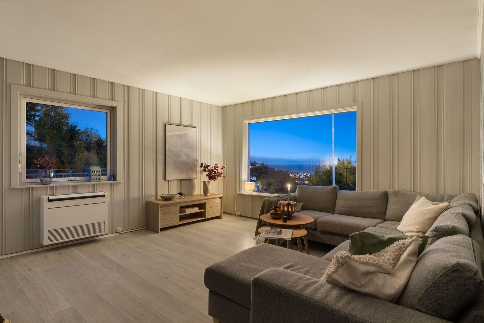 Her kan man hvile blikket på den flotte utsikten. Galleribilde