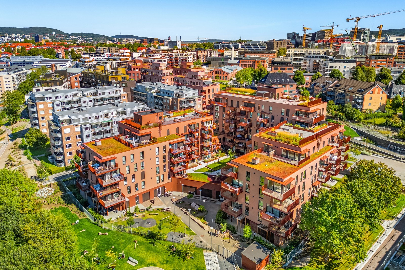 Flott beliggenhet i grønne omgivelser og innerst i en blindvei Galleribilde