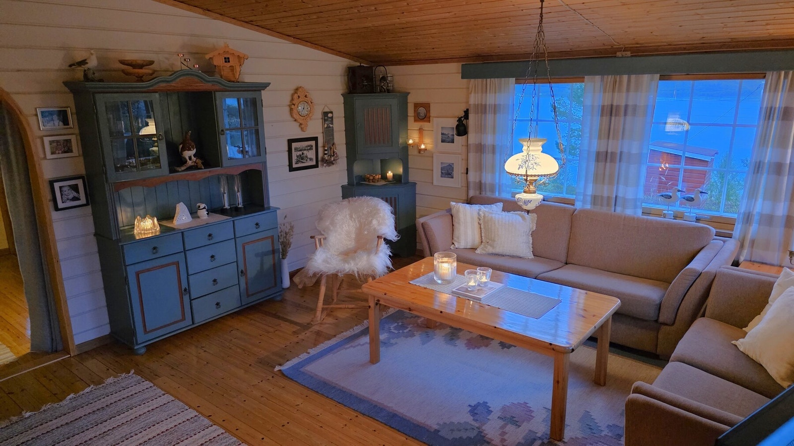 Selgers bilde av stue Galleribilde