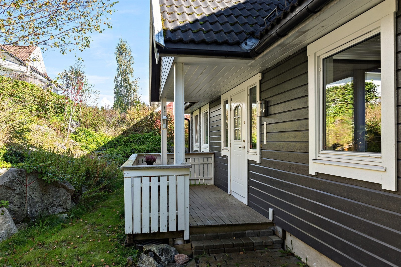 Overbygd inngangspart Galleribilde