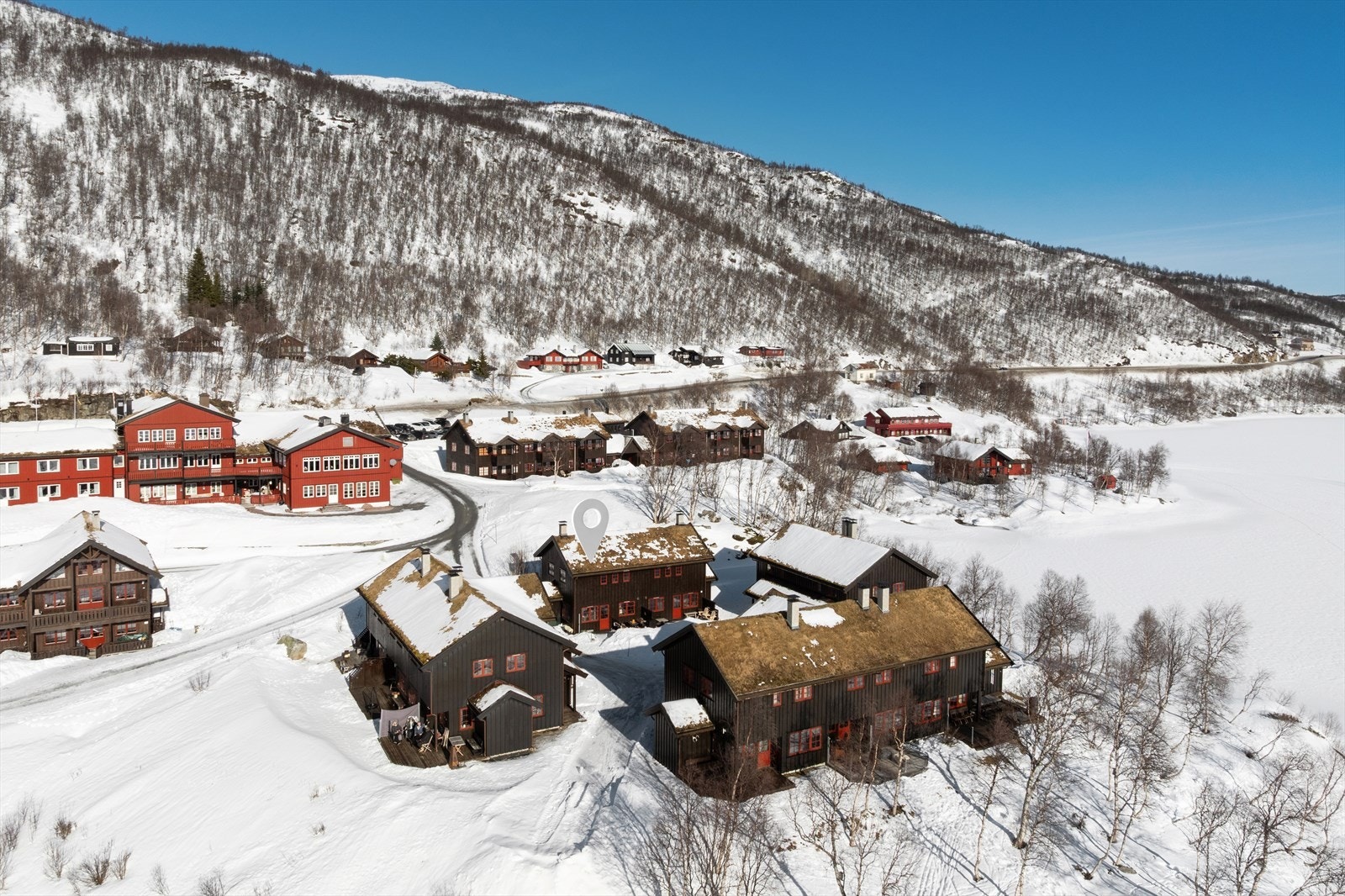 Haukeli Skisenter ligger ca. 4 km. unna med sine 6 heiser og barneskitrekk Galleribilde