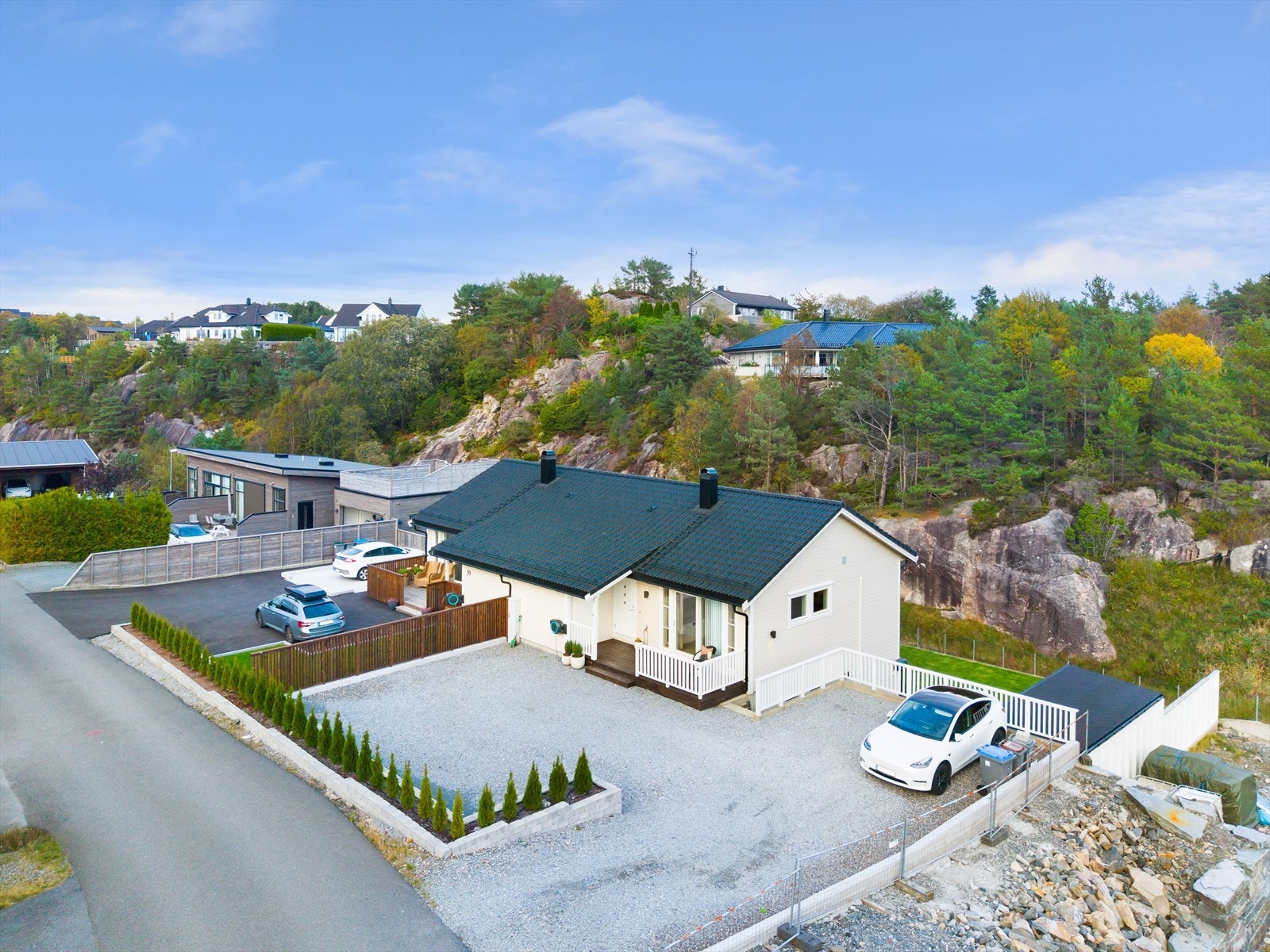 Velstelt og flott opparbeidet eiendom. Galleribilde