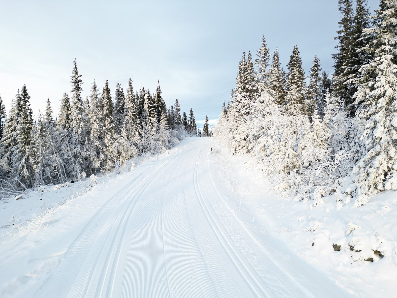 Her er det starten på 32 mil med skiløyper, rett ved døren på din nye hytte. Galleribilde