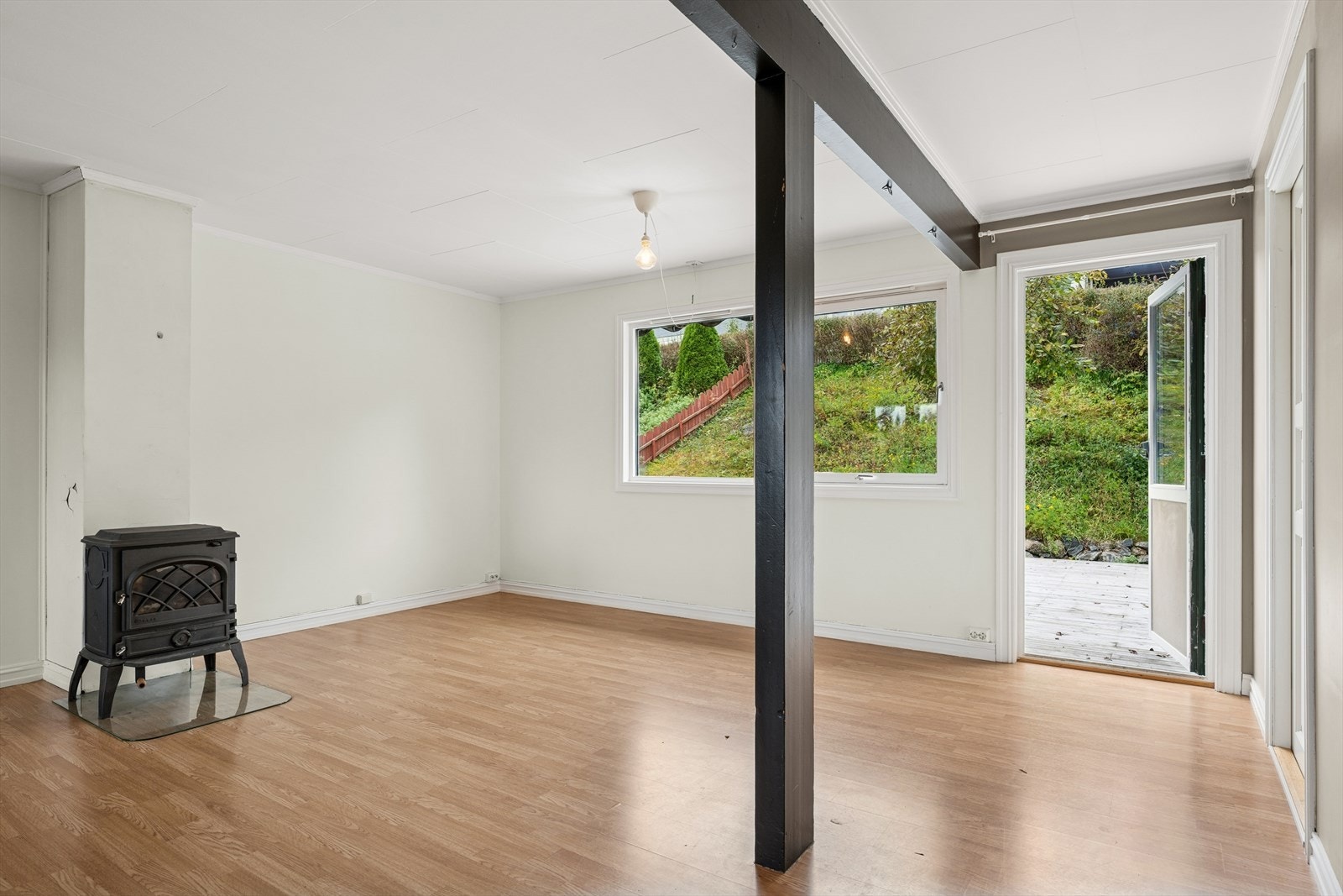 Utgang til terrasse. Galleribilde