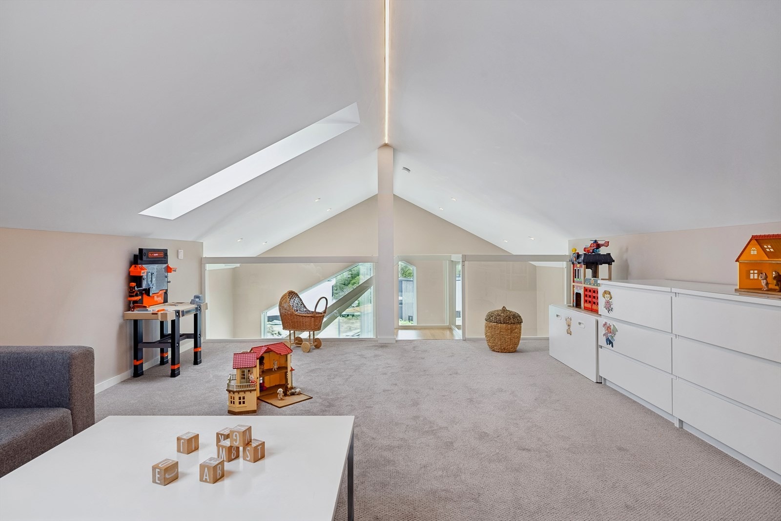 Hemsen fungerer som lekeområde i dag, men her er muligheten mange! Galleribilde