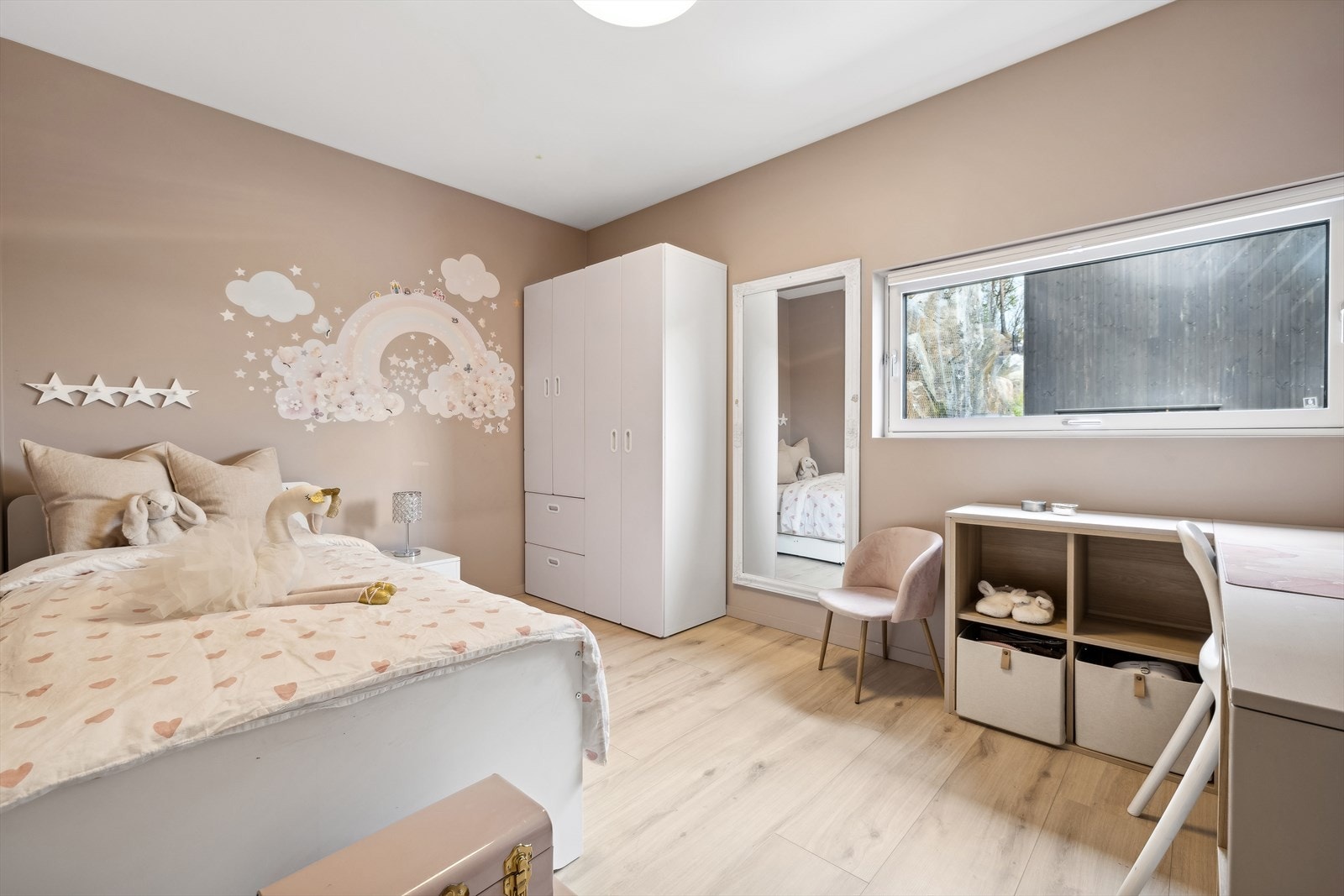 Alle rommene har god plass til ønsket møblering. Galleribilde