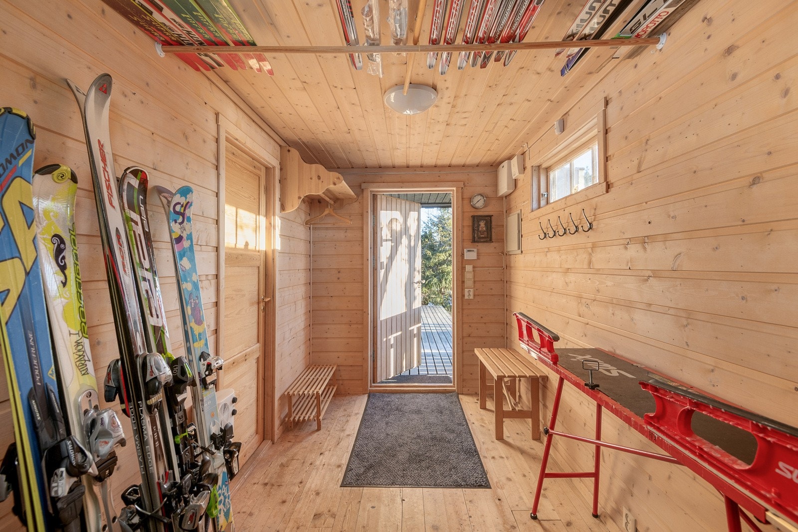 Oppbevaringsplass i entré. Galleribilde