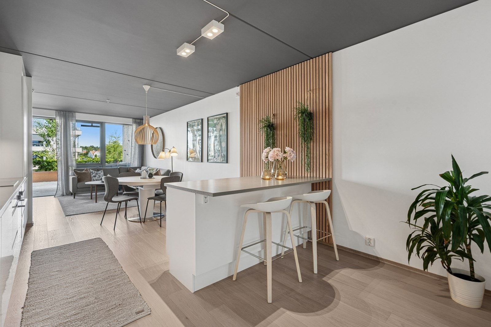 DNB Eiendom v/Julie Kihle Kristiansen har gleden av å presentere Strandveien 25 A! Galleribilde